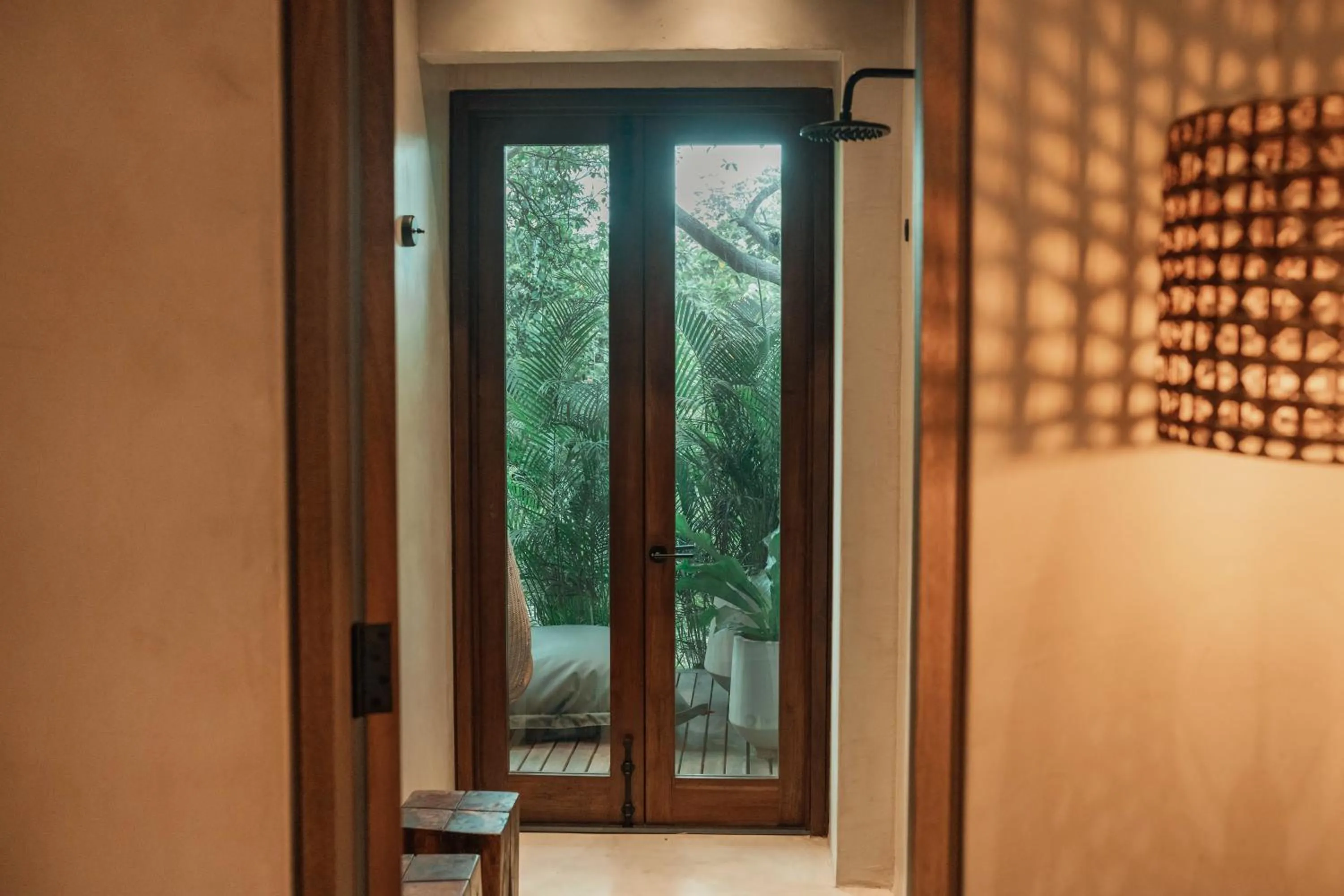 Shower in Makani Luxury Cartagena