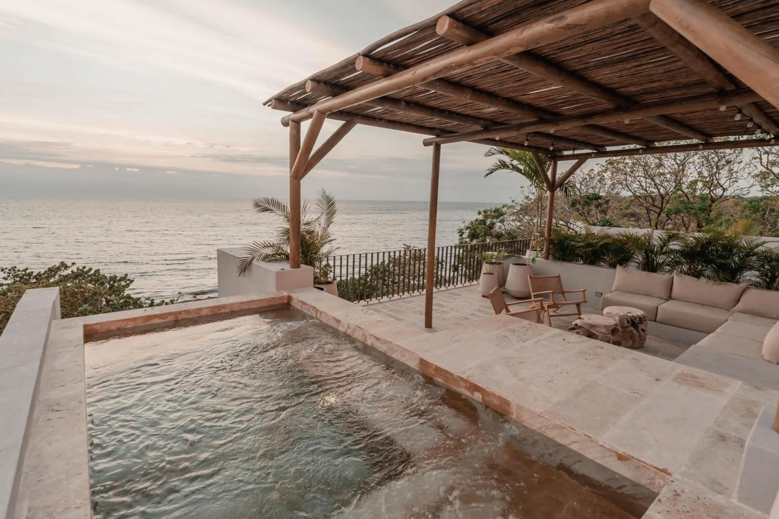 Hot Tub in Makani Luxury Cartagena