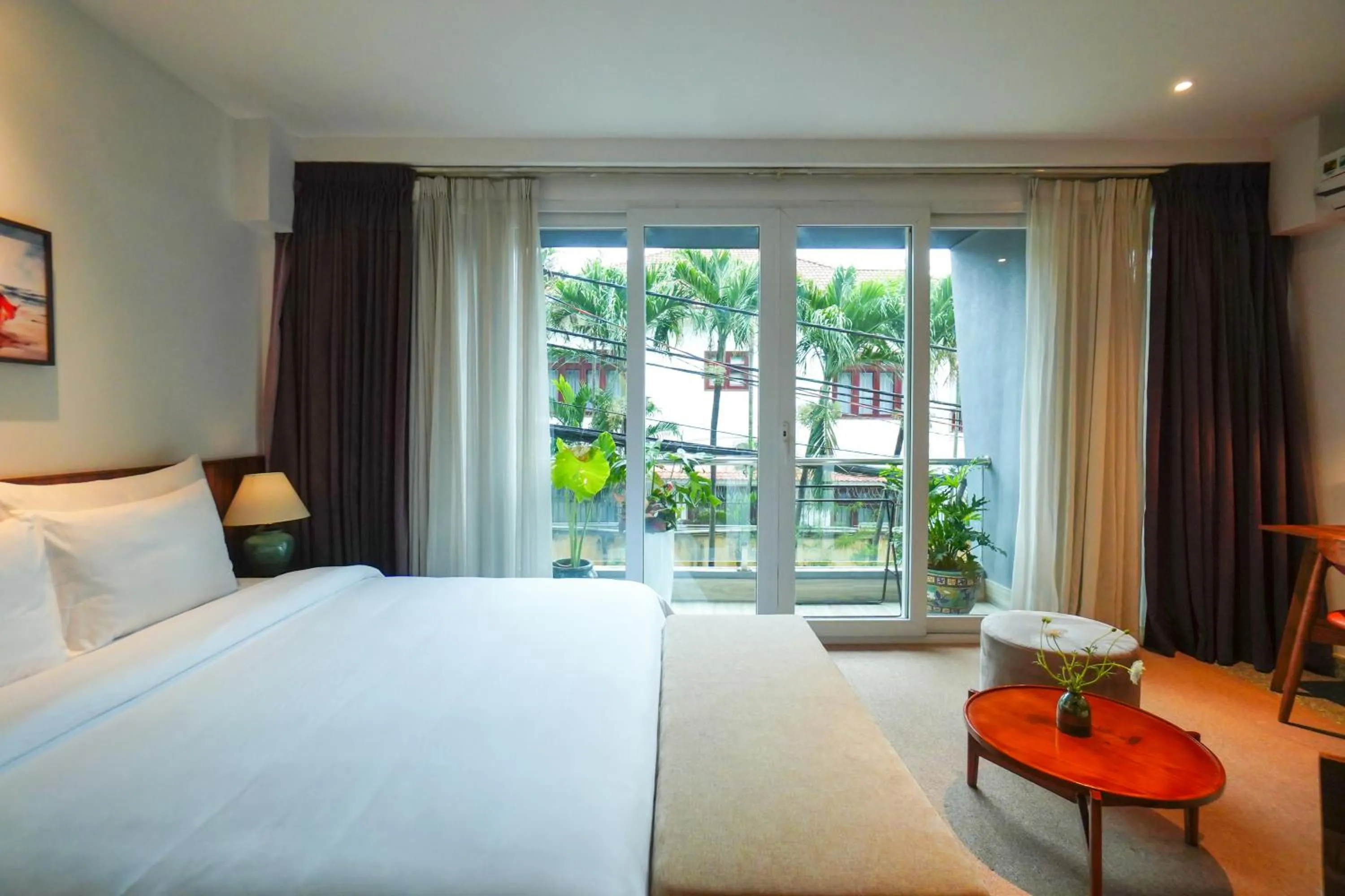 Balcony/Terrace, Bed in Nexus House Lang Bao Chi