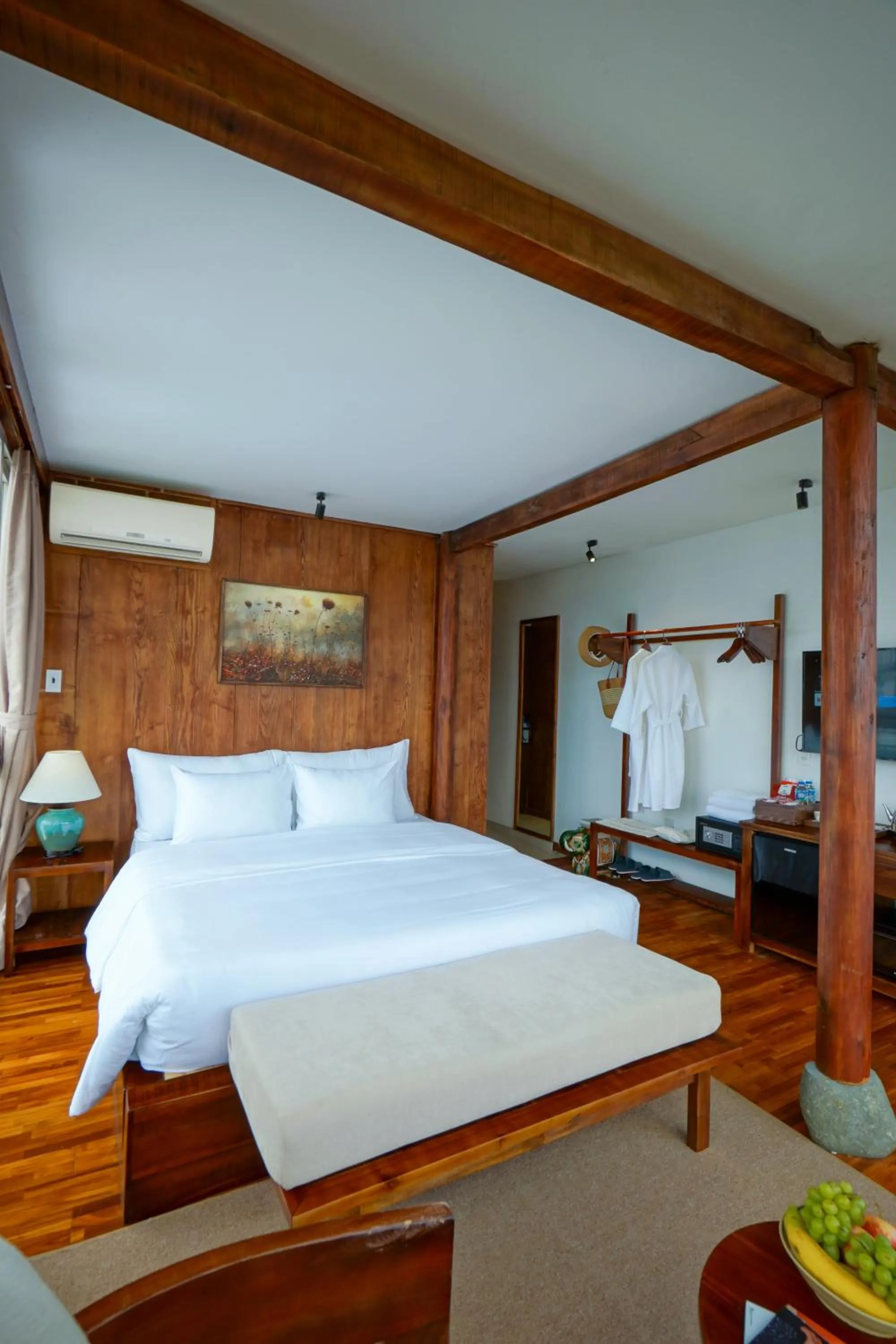 Bed in Nexus House Lang Bao Chi