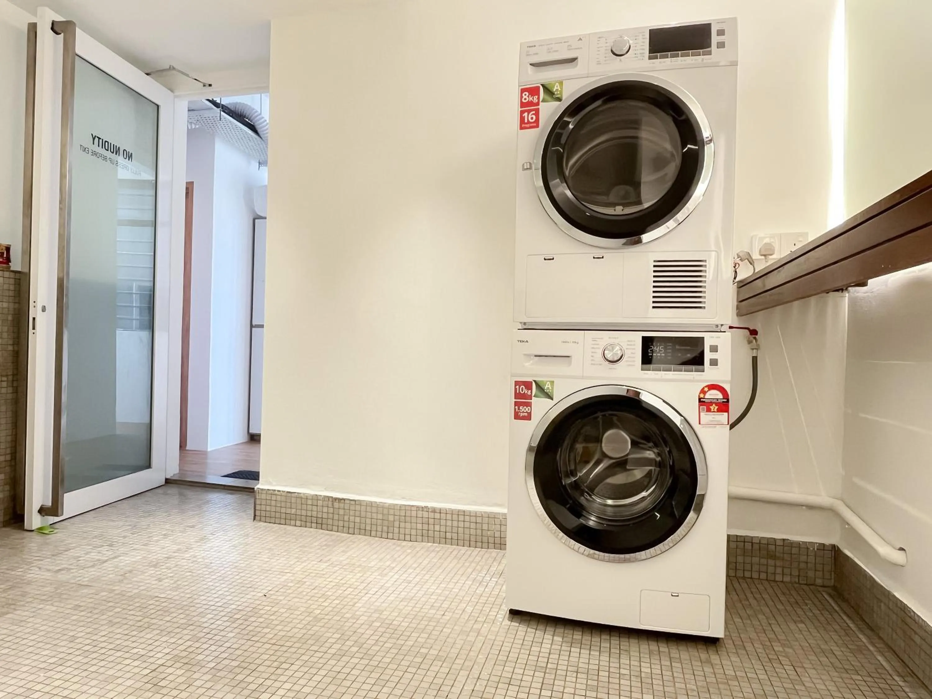 Area and facilities in Sleep Box Penang