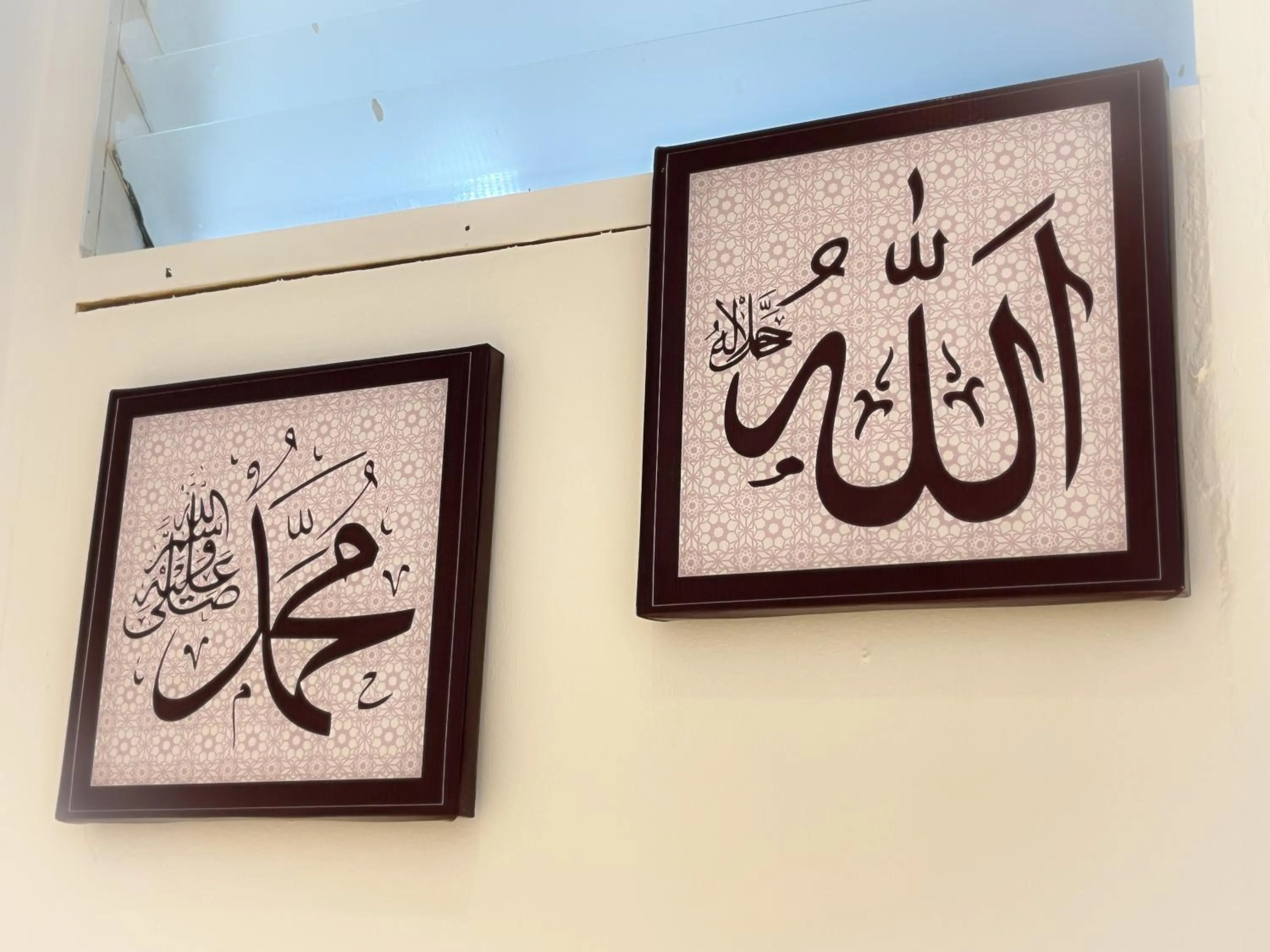 Area and facilities in Sleep Box Penang