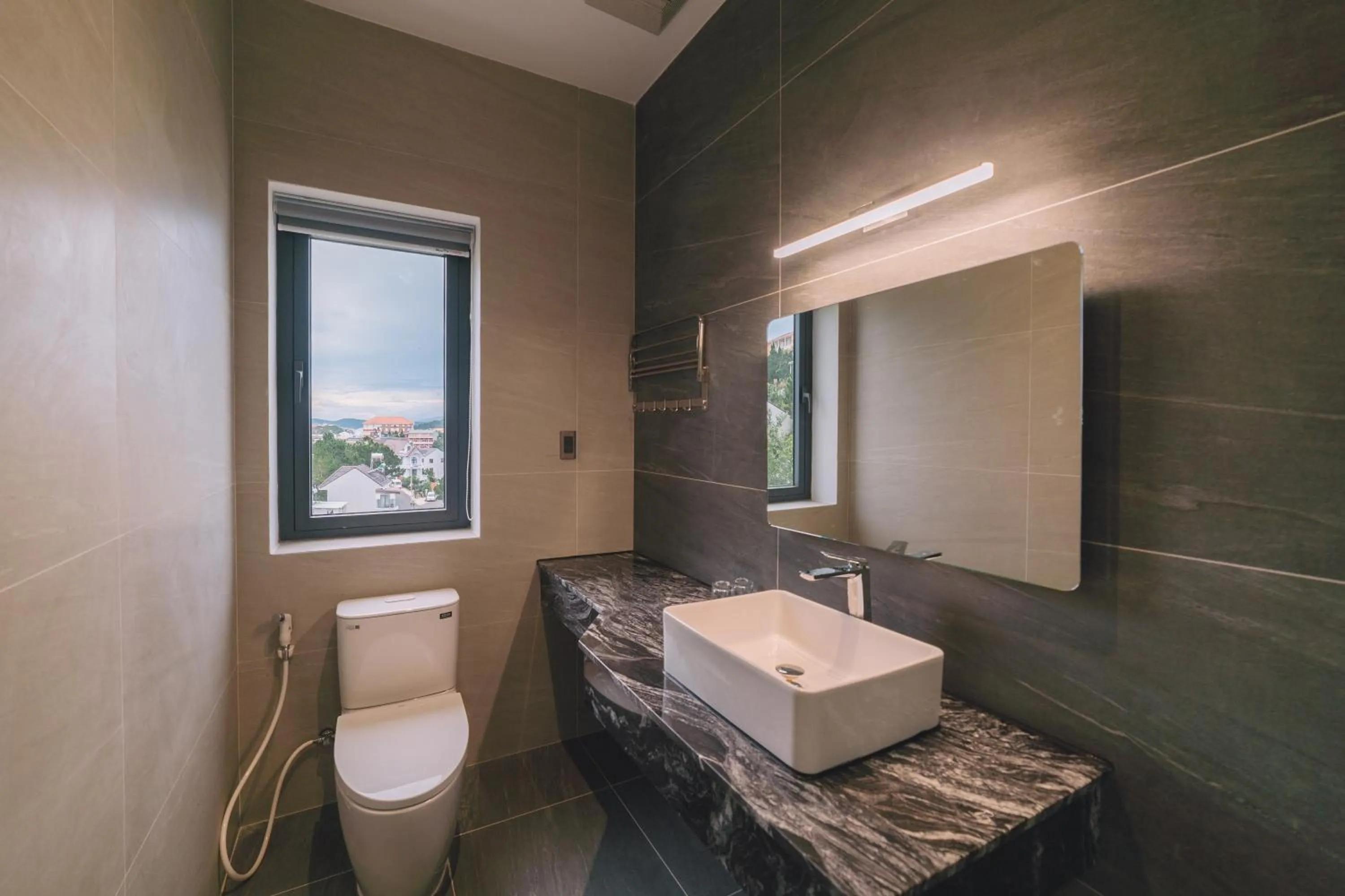 Toilet in Sunset Hill Dalat