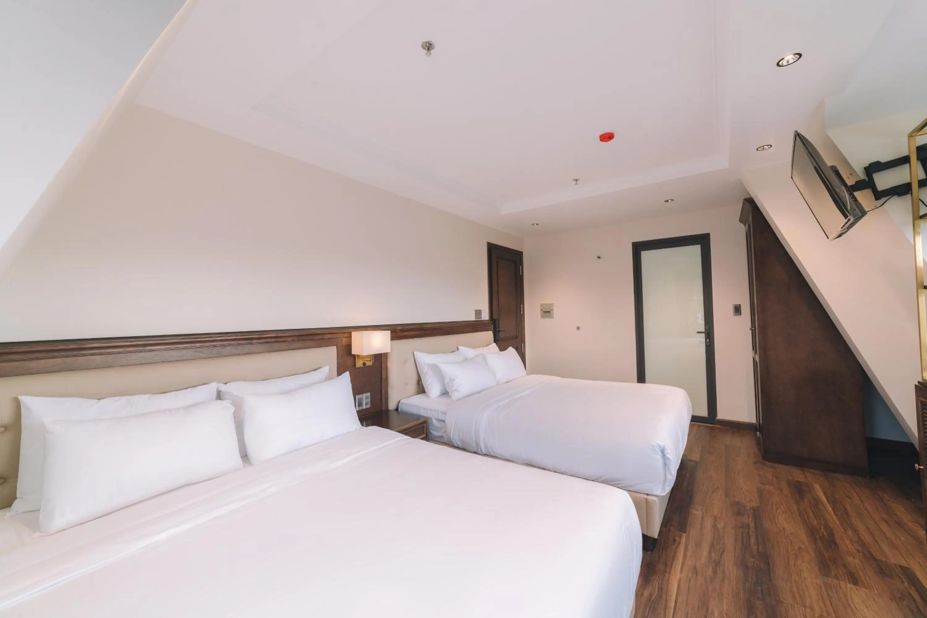 Bed in Sunset Hill Dalat