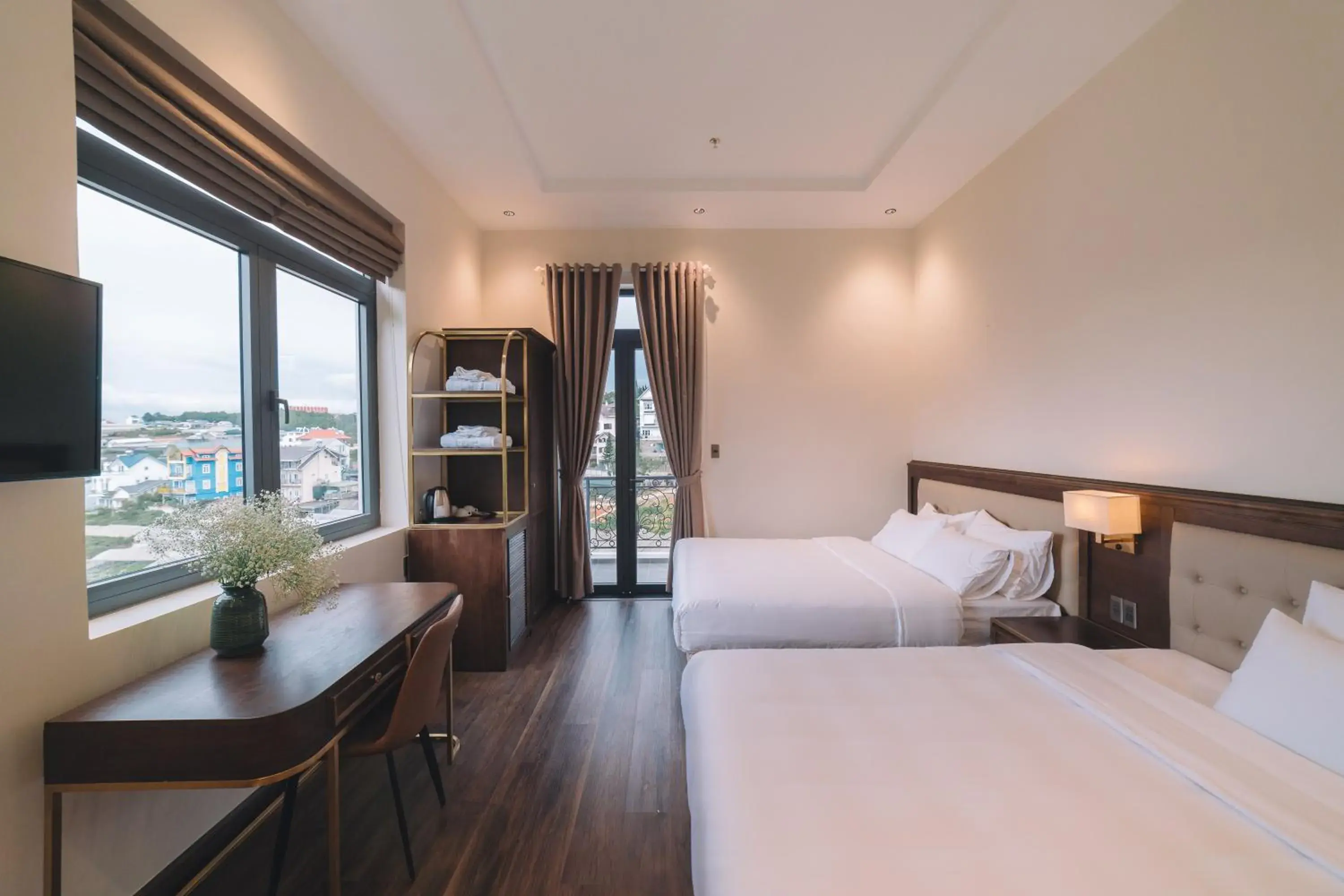 Deluxe Triple Room in Sunset Hill Dalat Deluxe Triple Room in Sunset Hill Dalat