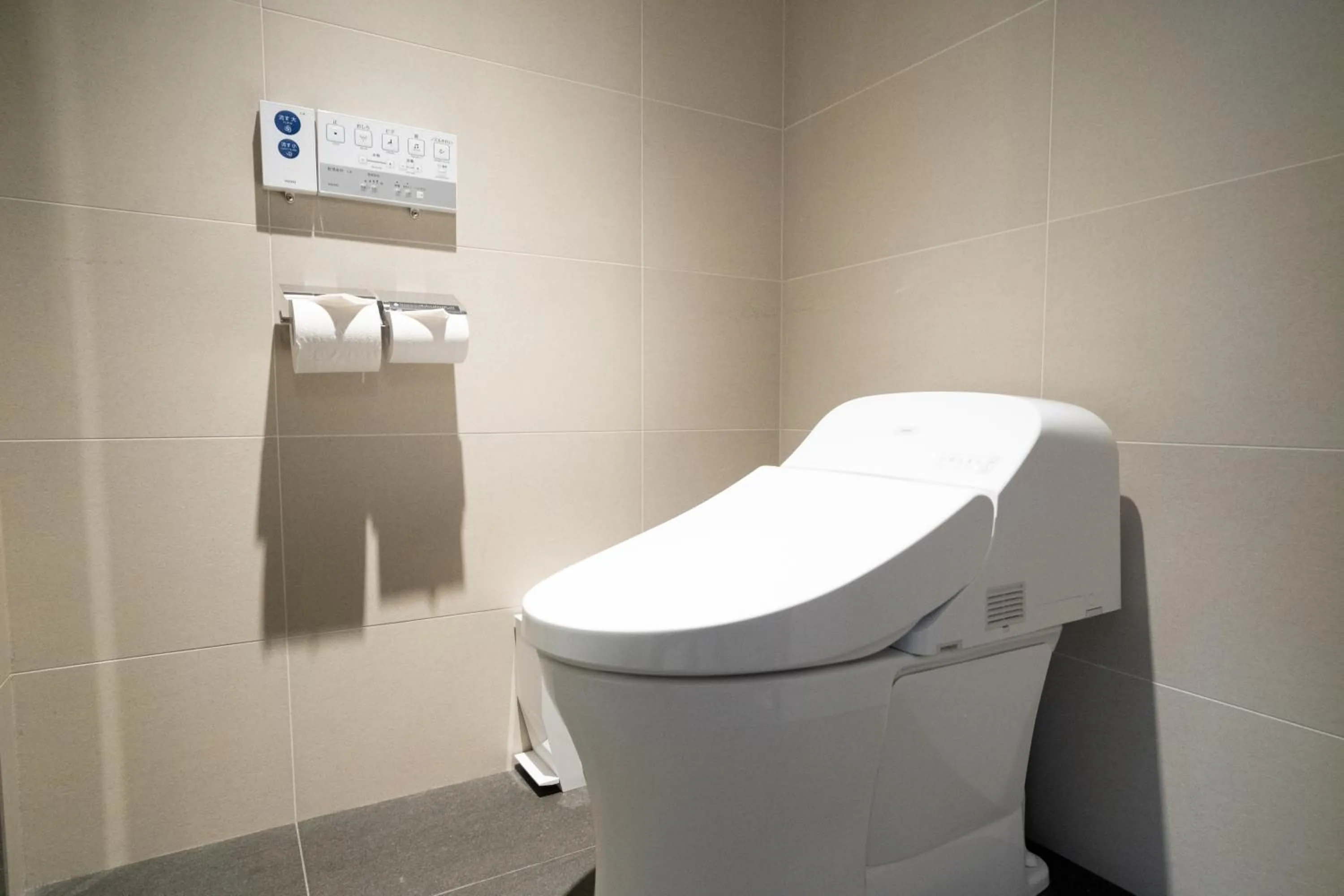 Toilet in KABIN Kyoto