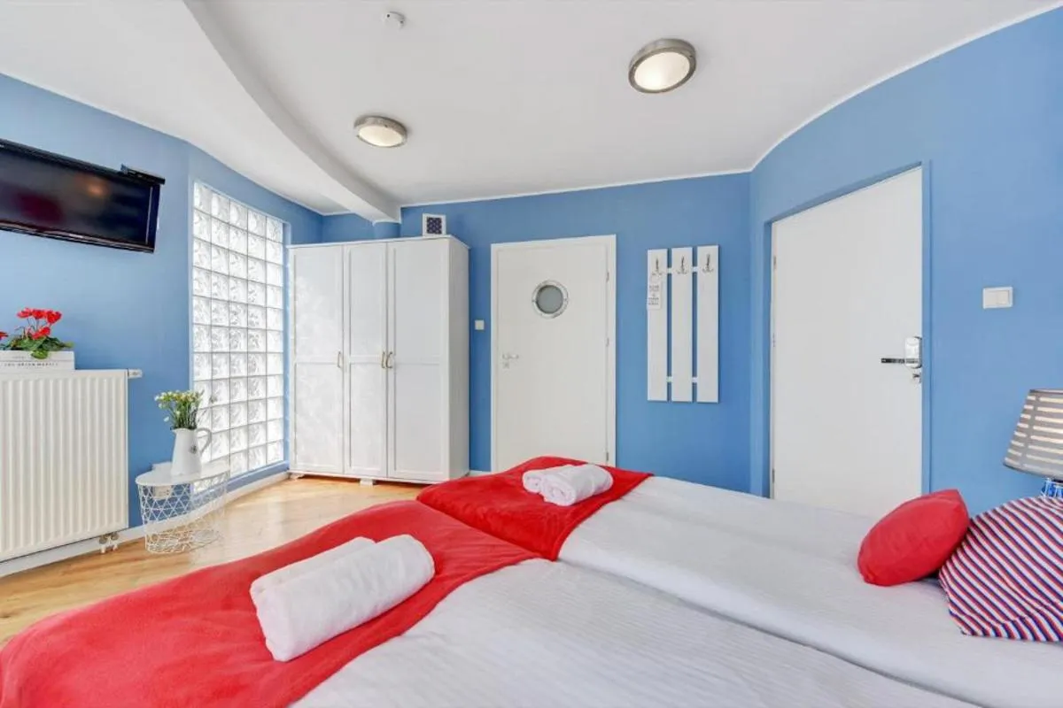 Bed in Navy Group - Willa Marina