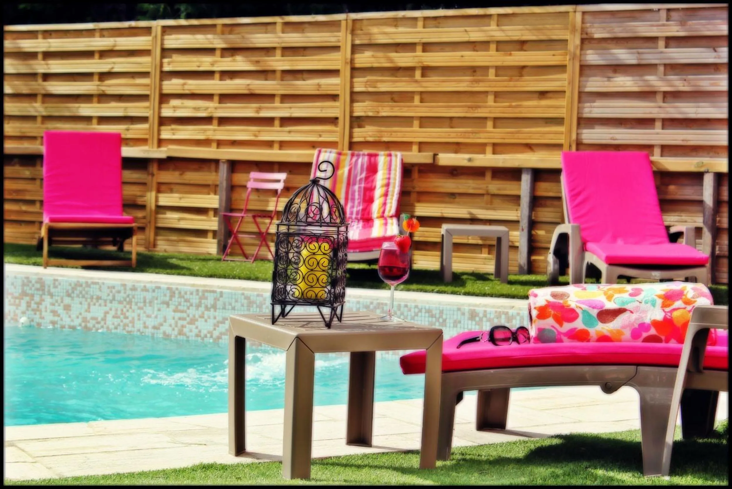 Swimming pool in A l'Orée du Pin