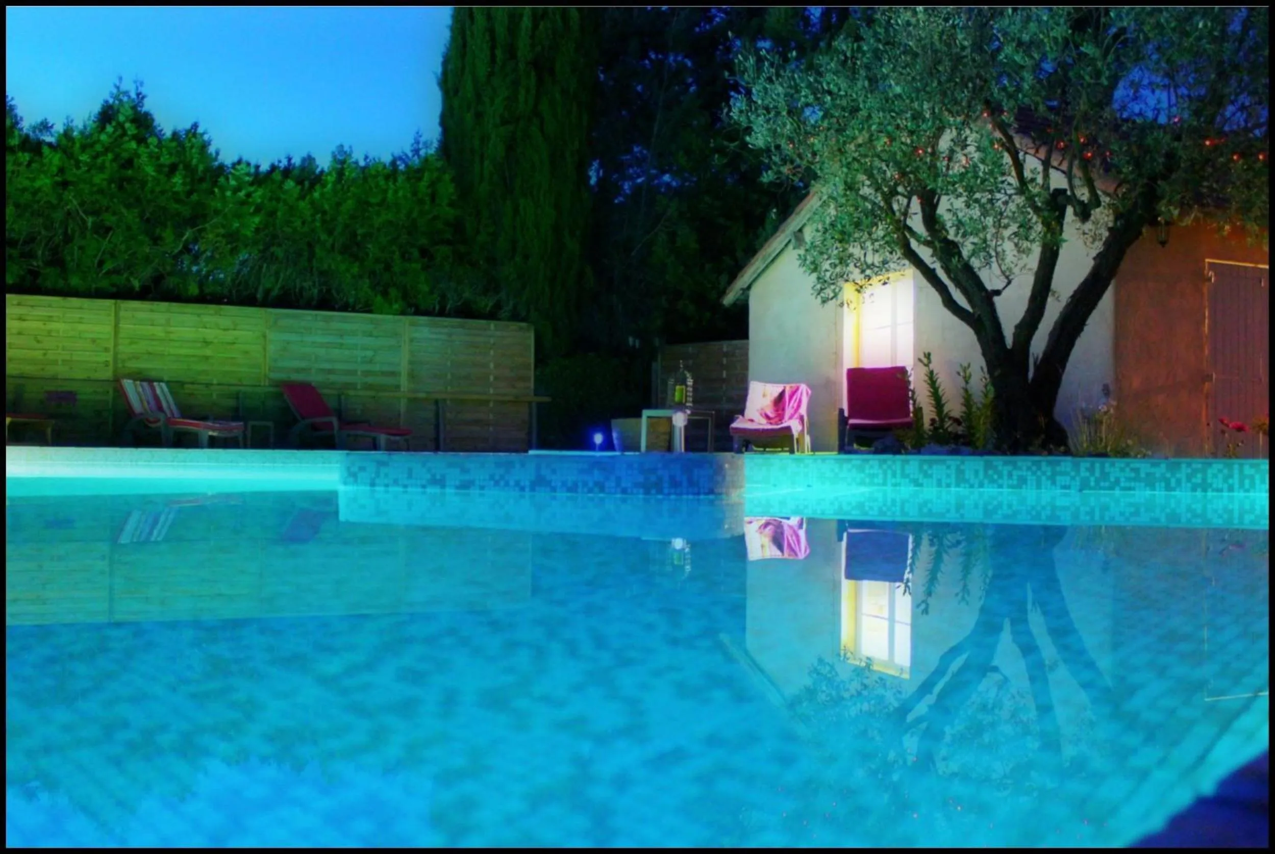 Swimming pool in A l'Orée du Pin