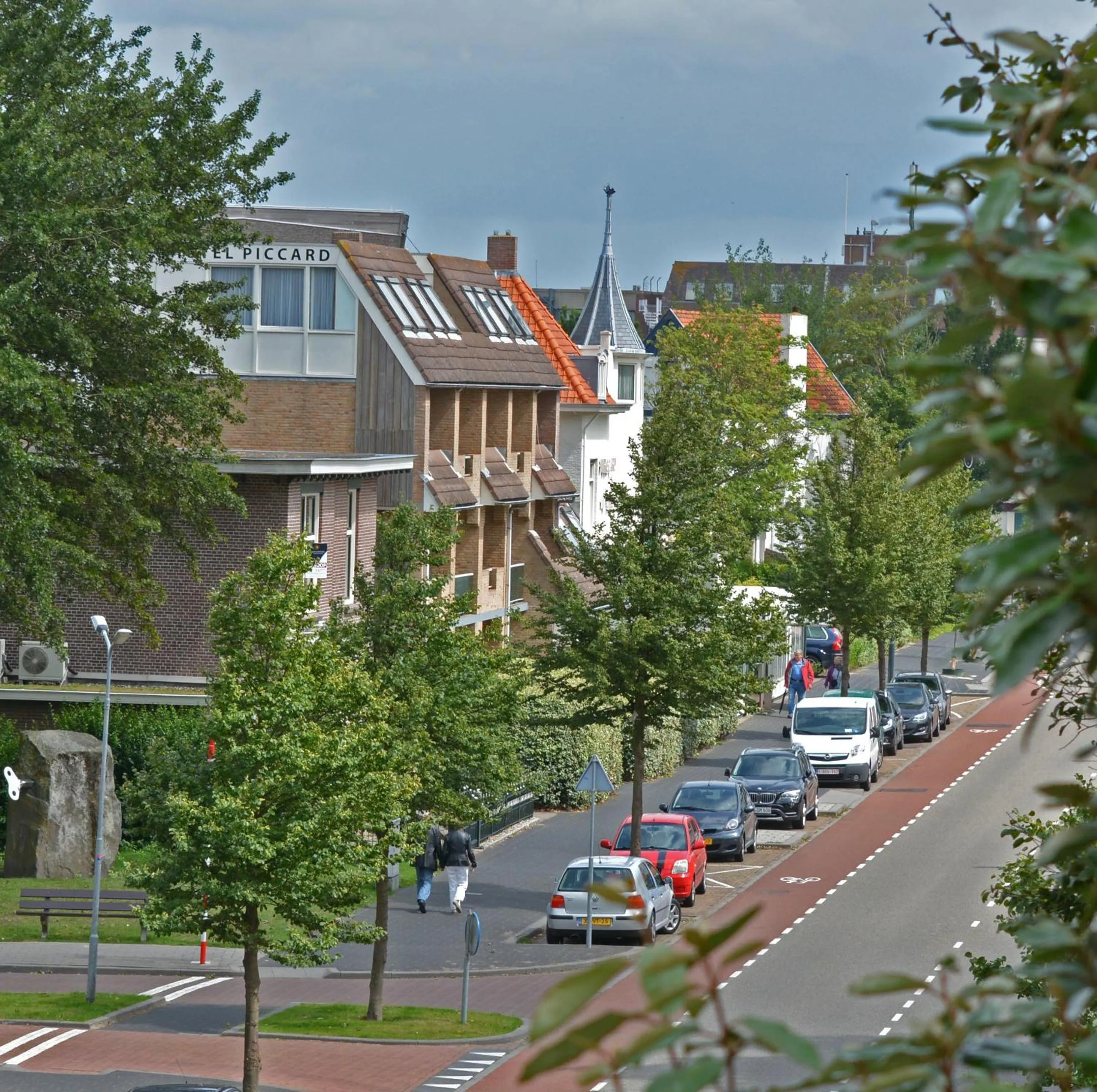 Property building in Hotel Restaurant Piccard