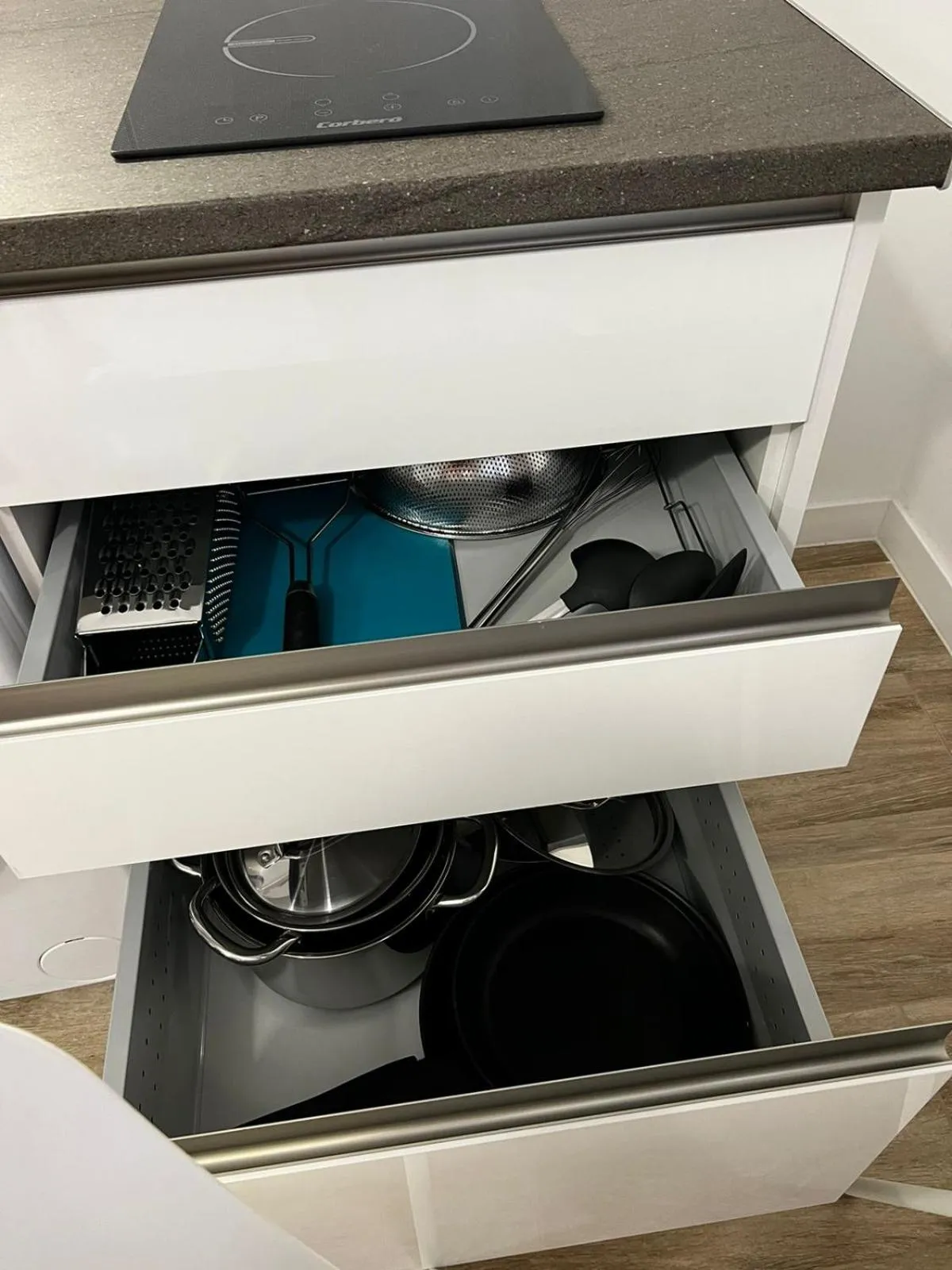 Kitchen or kitchenette in Rodrigues 15