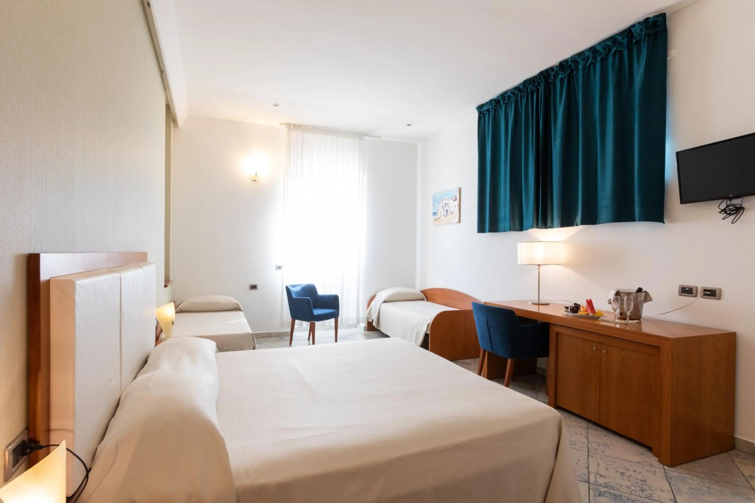 Bedroom, Bed in Hotel Aurora e del Benessere