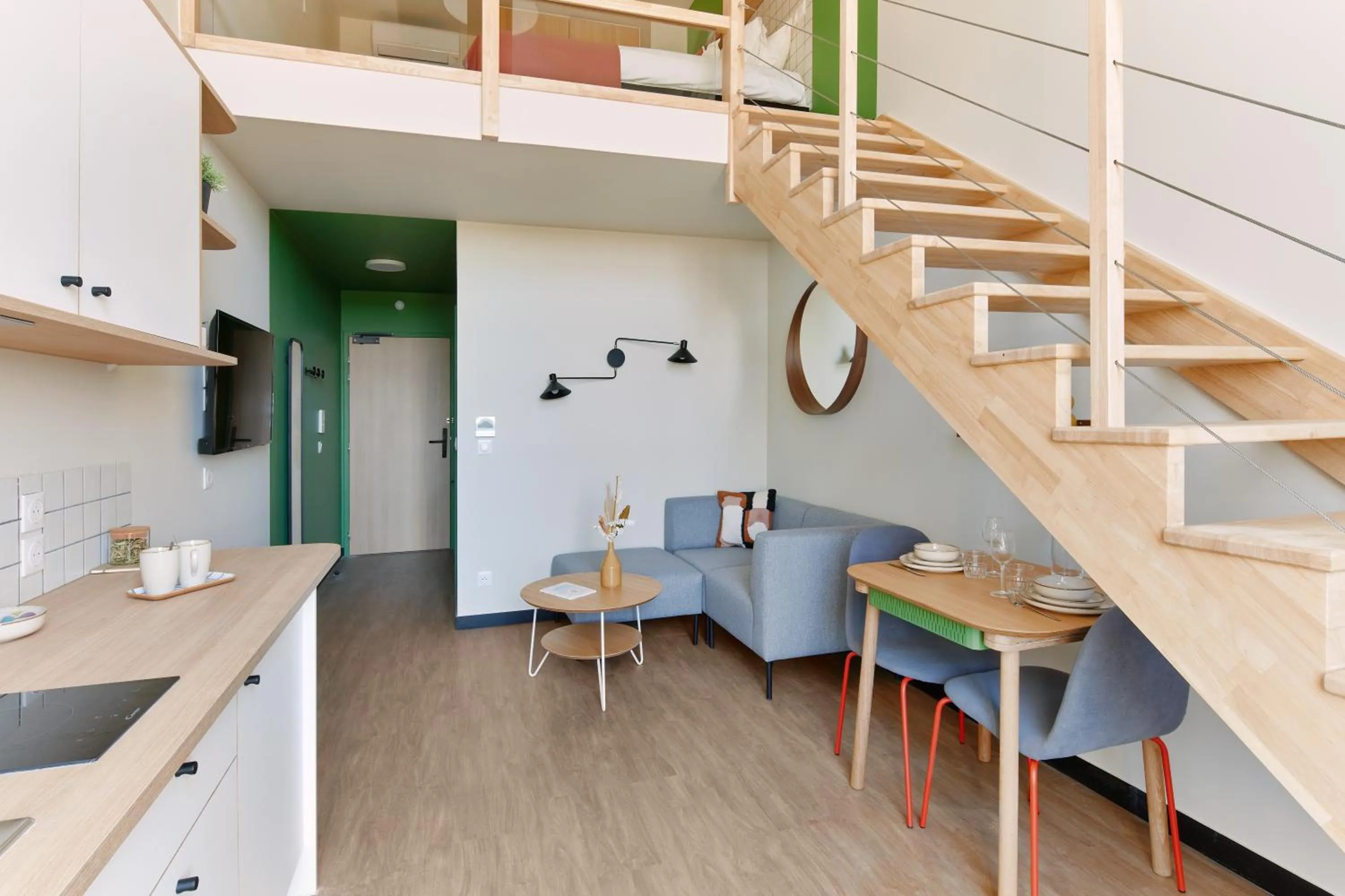 Photo of the whole room in Hife Toulouse Sud Labège