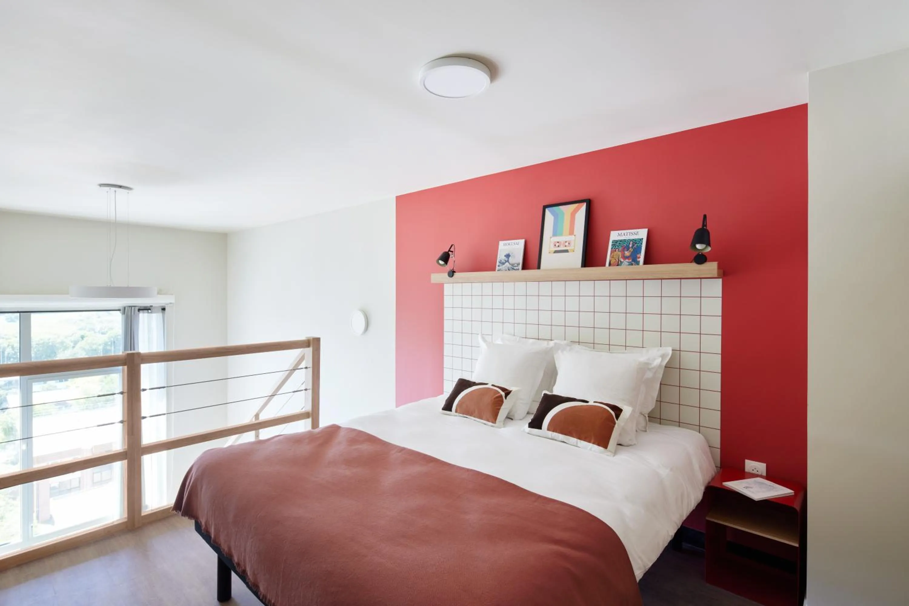 Photo of the whole room, Bed in Hife Toulouse Sud Labège