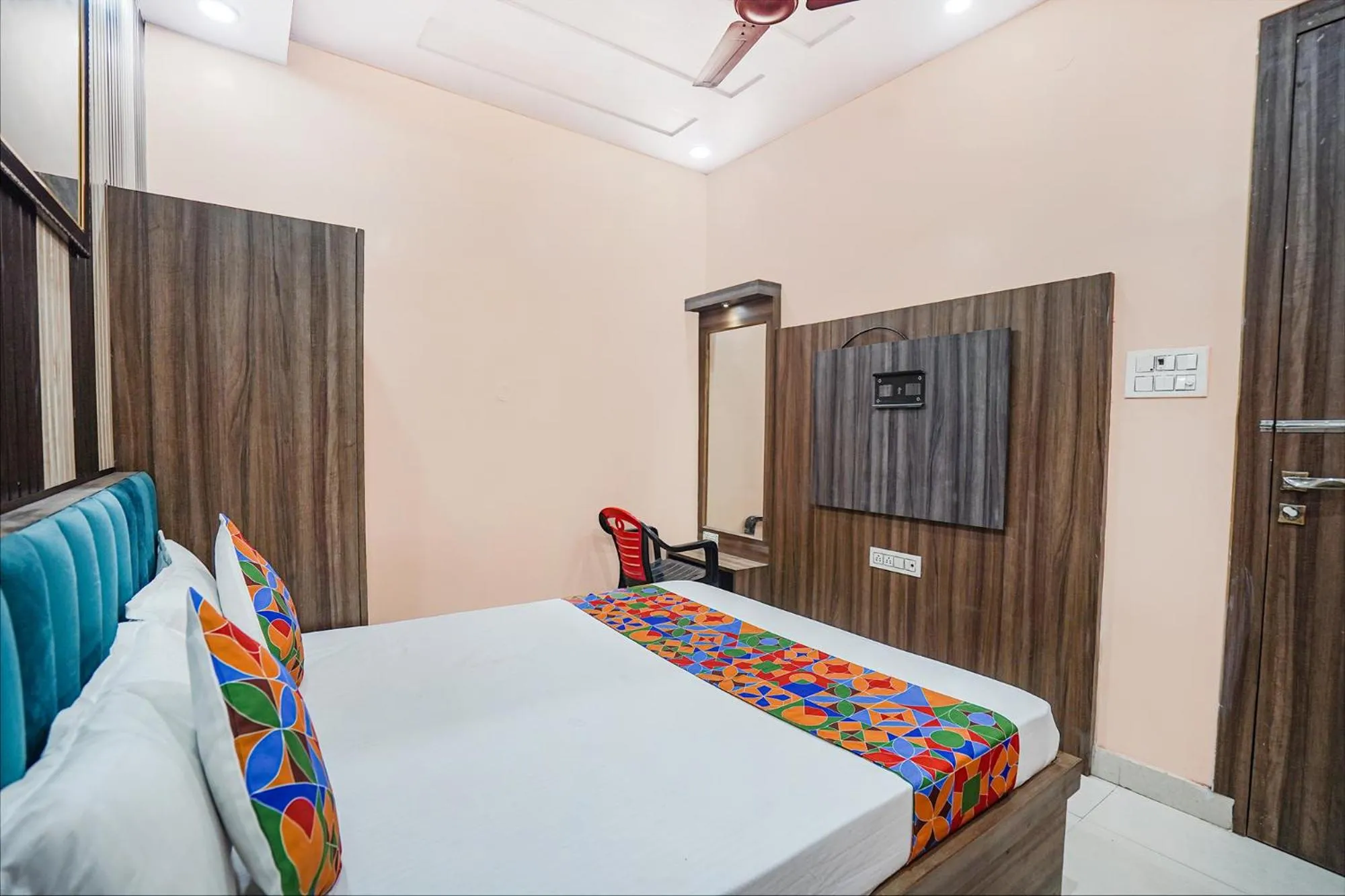 Bed in Super OYO Hotel O Rameshwaram Inn