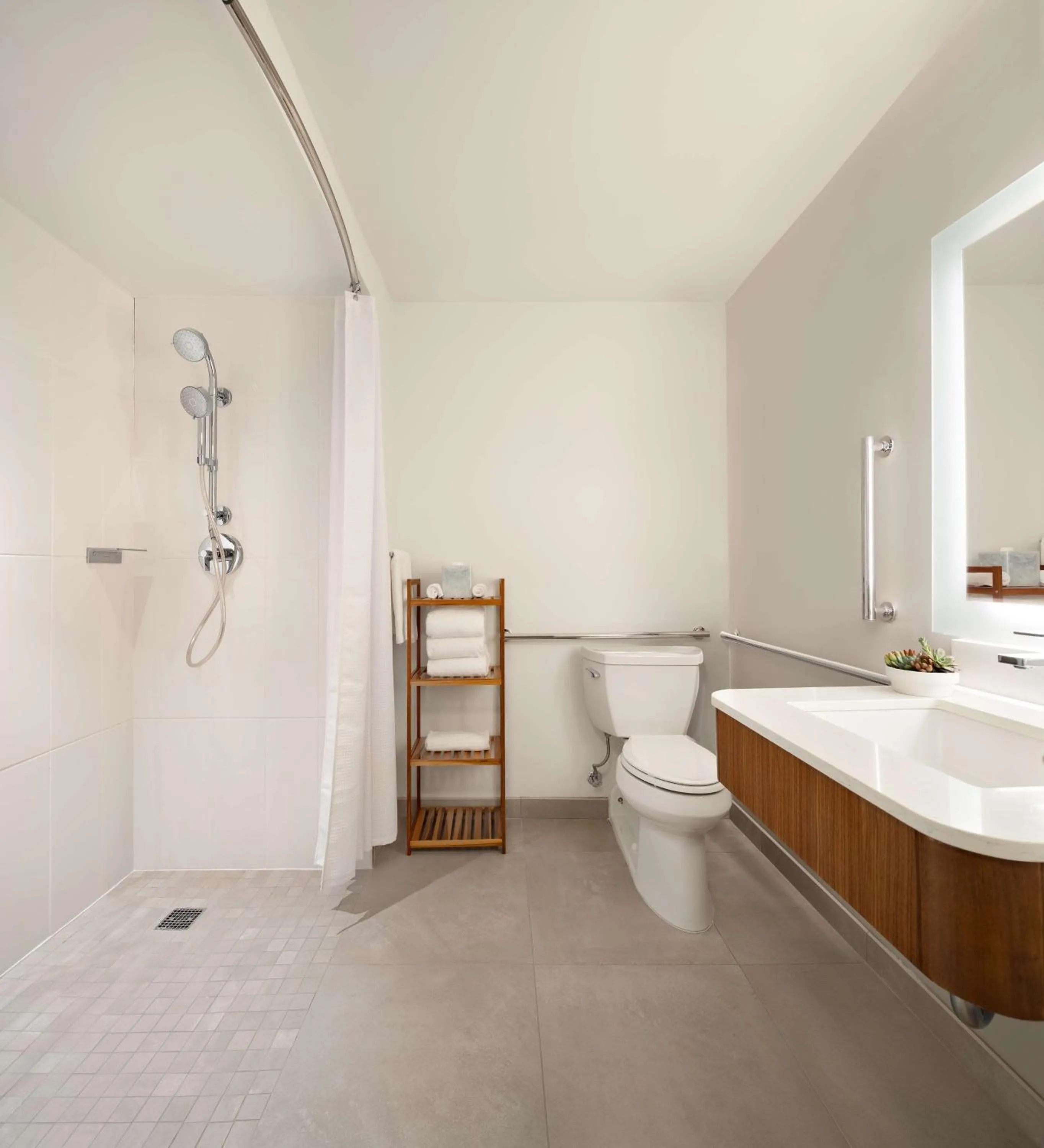 Bathroom in Hyatt Regency New Brunswick