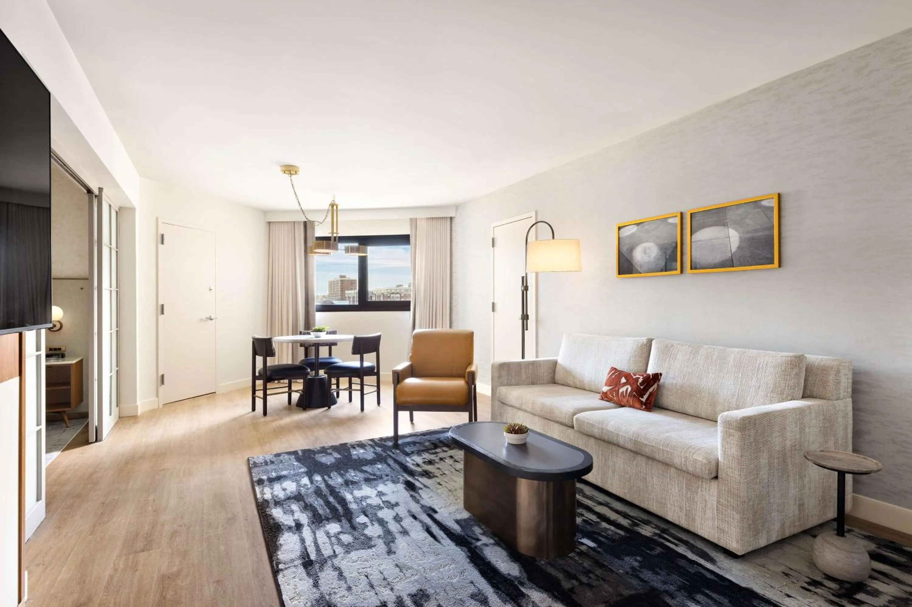 Photo of the whole room in Hyatt Regency New Brunswick