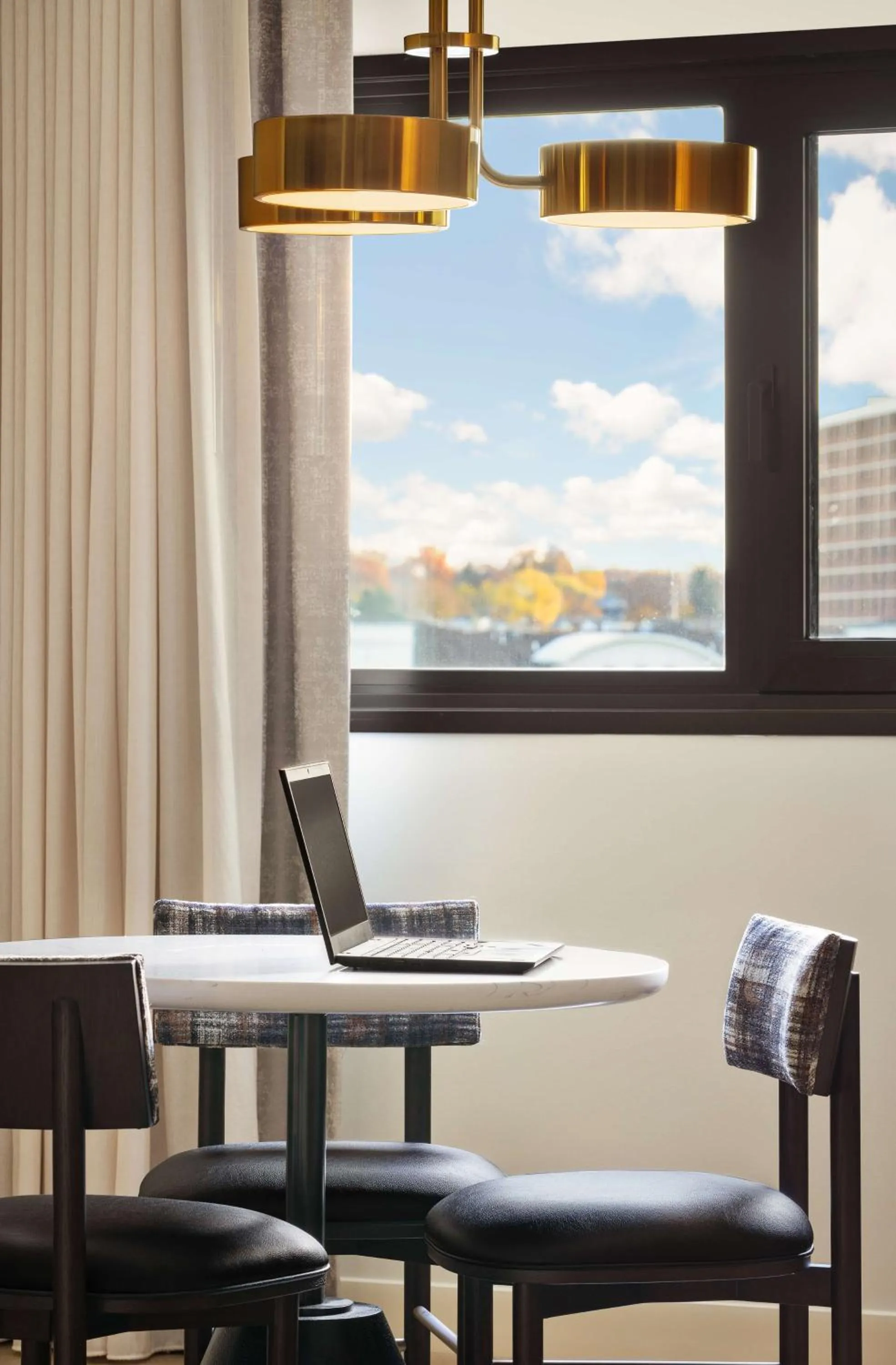 Photo of the whole room in Hyatt Regency New Brunswick