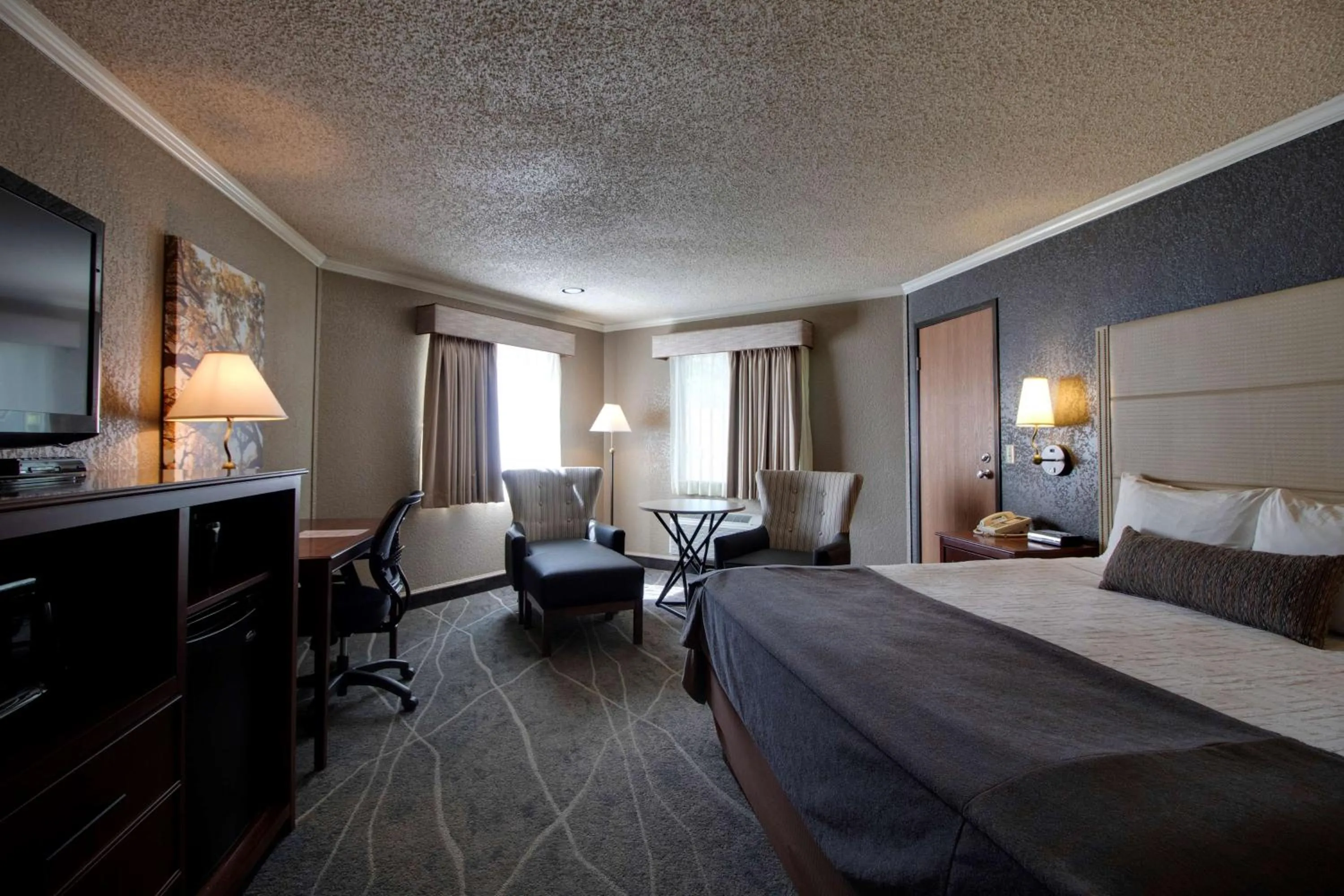 Bedroom, Bed in Best Western Harbour Pointe Lakefront