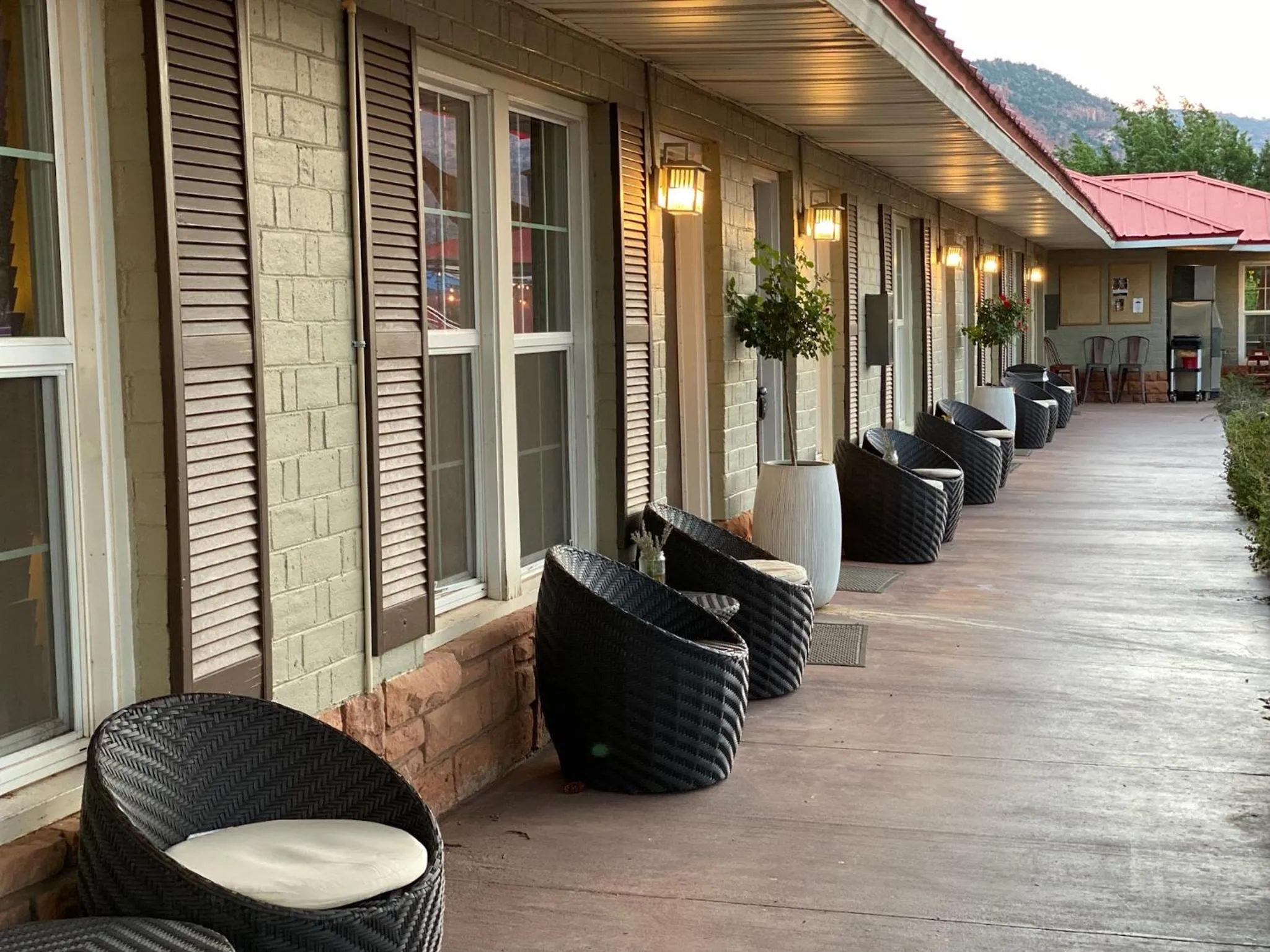 Property building in The Flagstone Boutique Inn & Suites