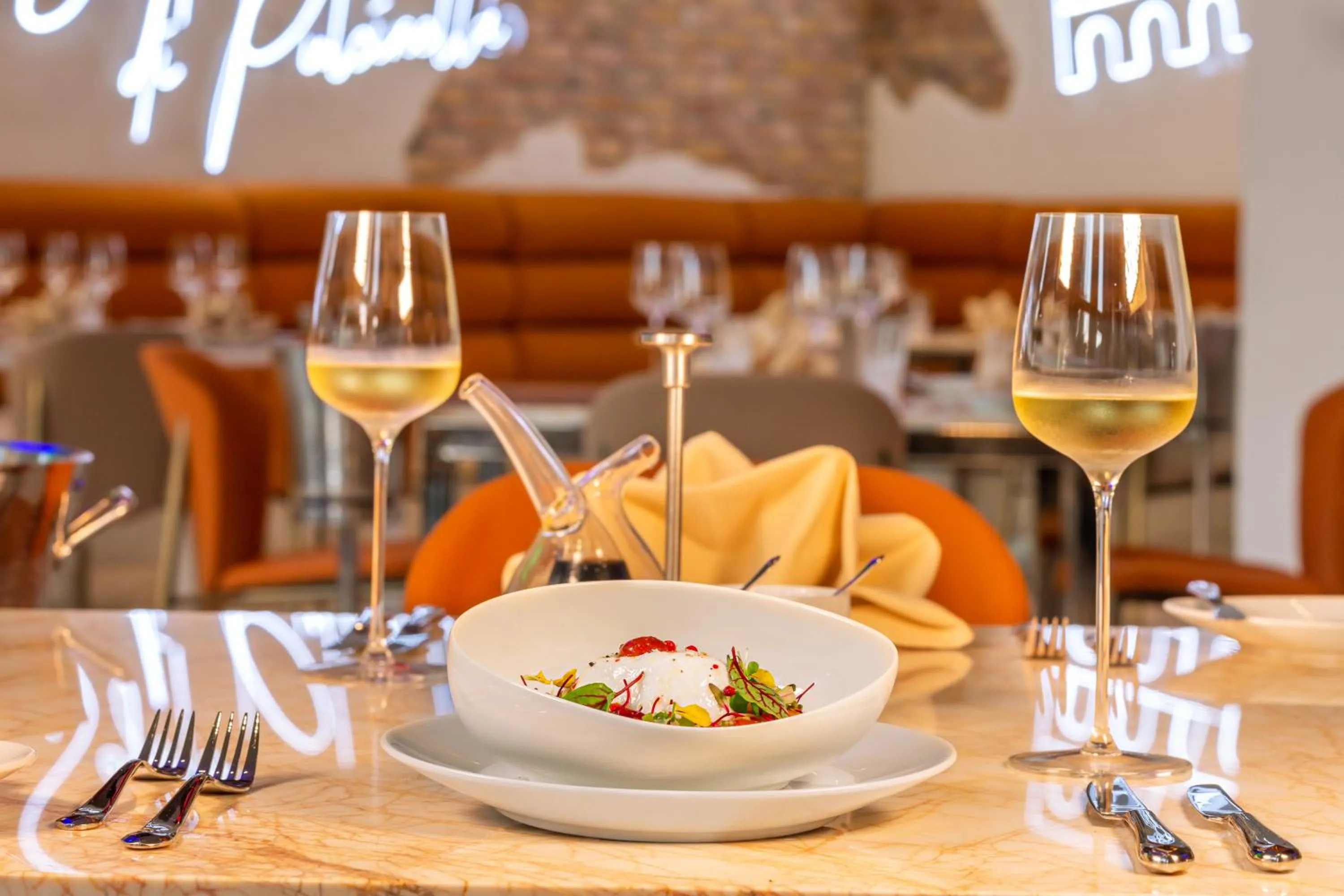 Restaurant/places to eat in Hotel Mousai - Adults Only