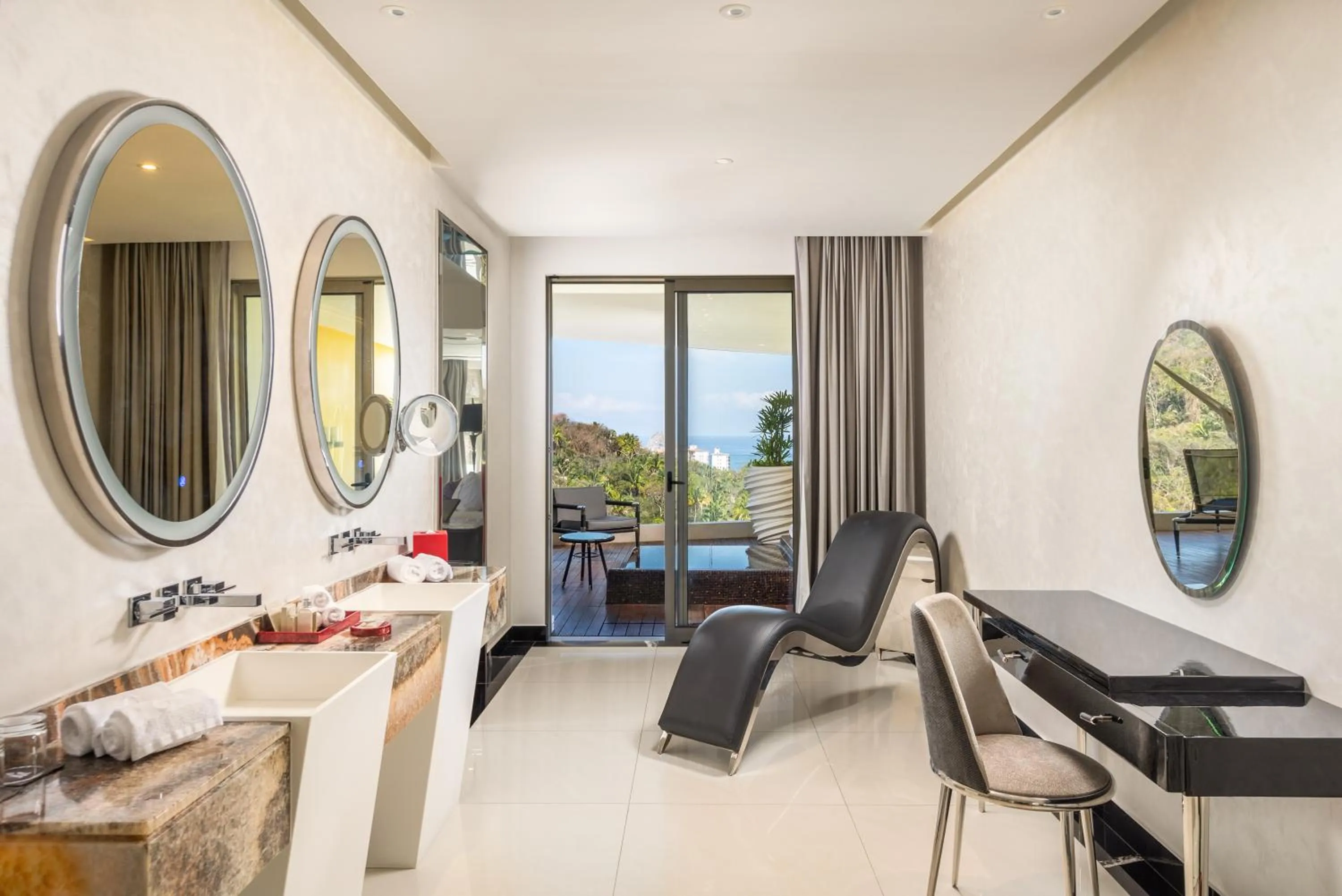 Bathroom in Hotel Mousai - Adults Only