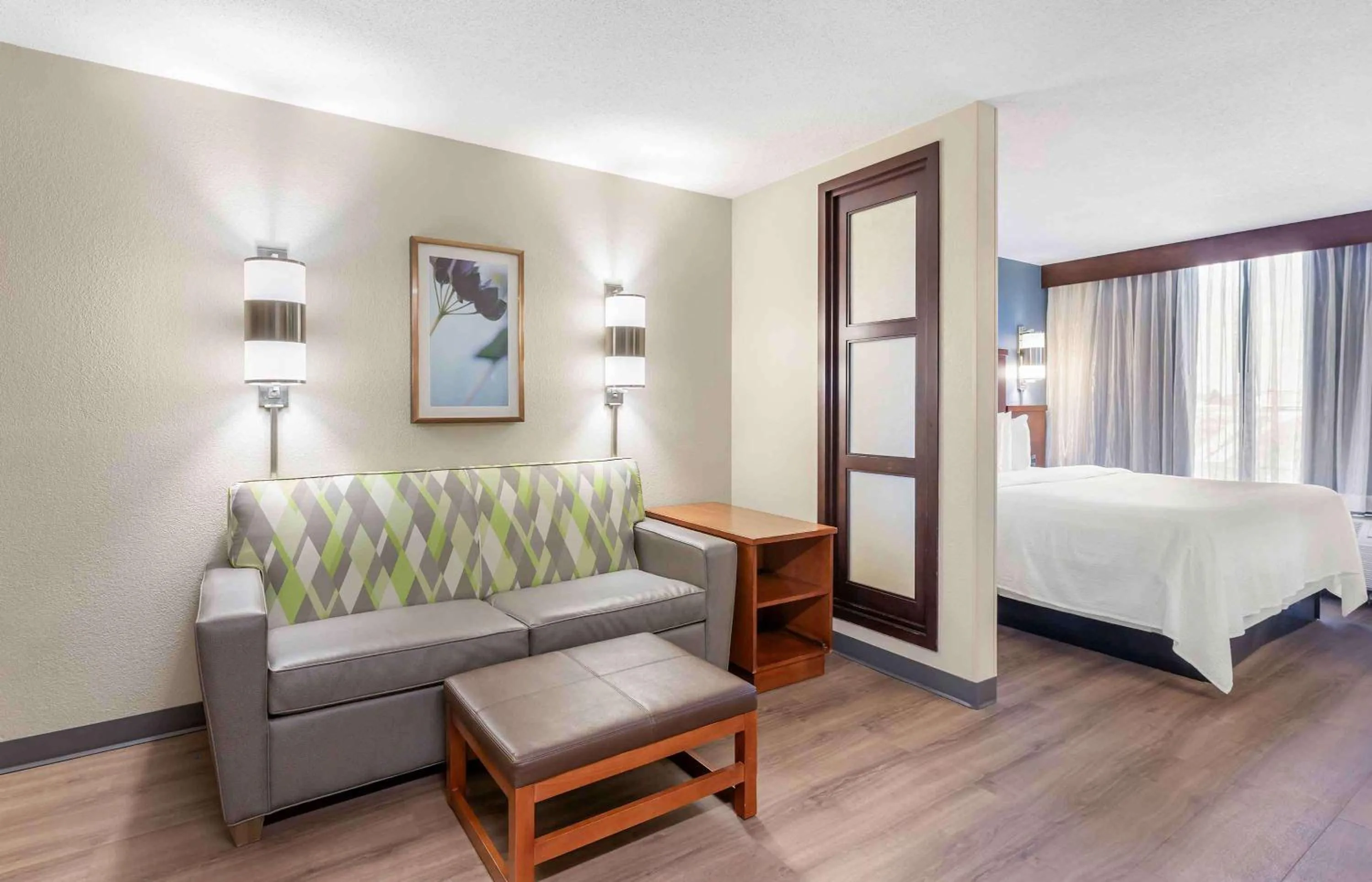 Bedroom, Bed in Extended Stay America Premier Suites - Pittsburgh - Cranberry Township - I-76