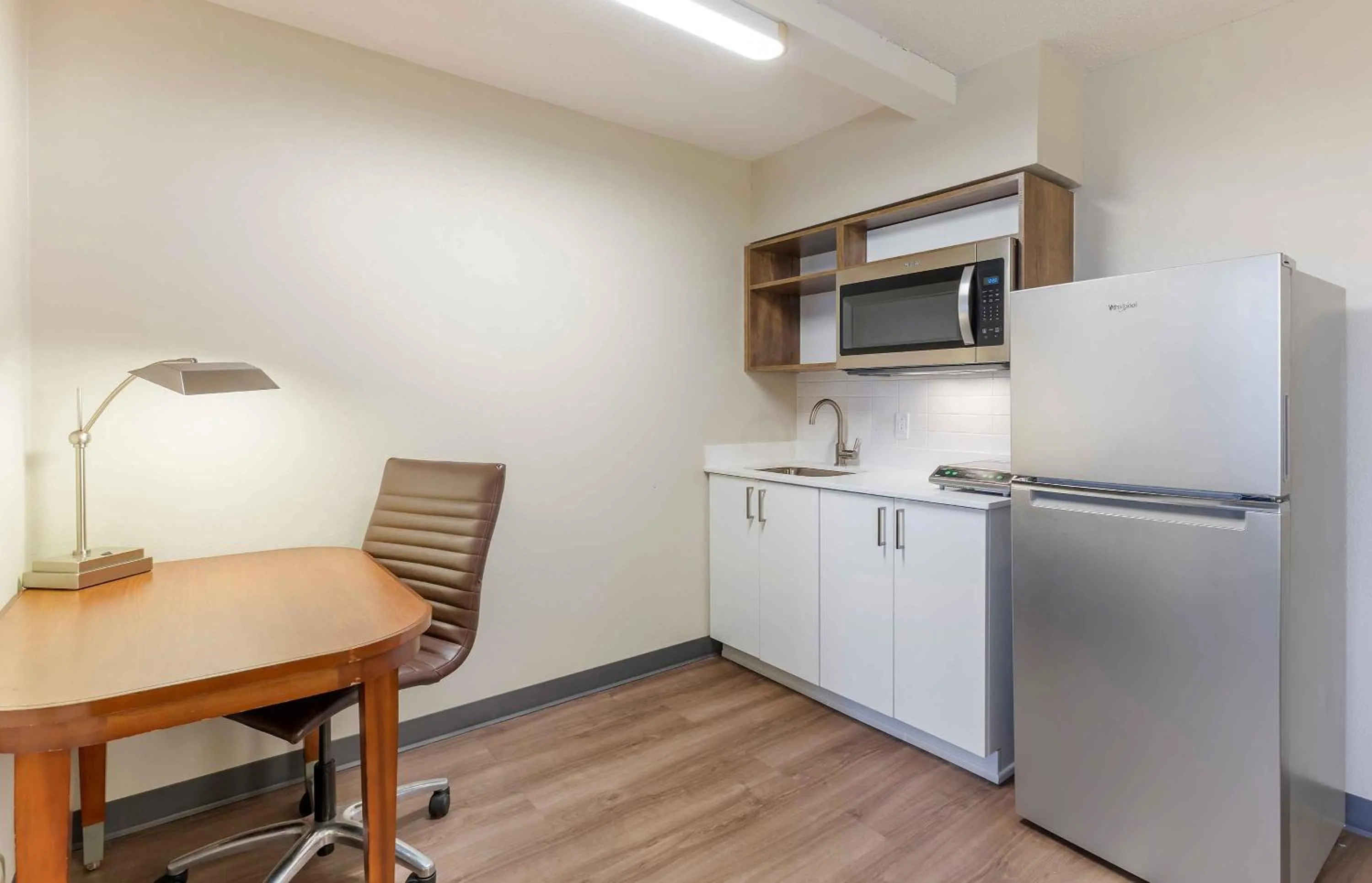 Kitchen or kitchenette in Extended Stay America Premier Suites - Pittsburgh - Cranberry Township - I-76