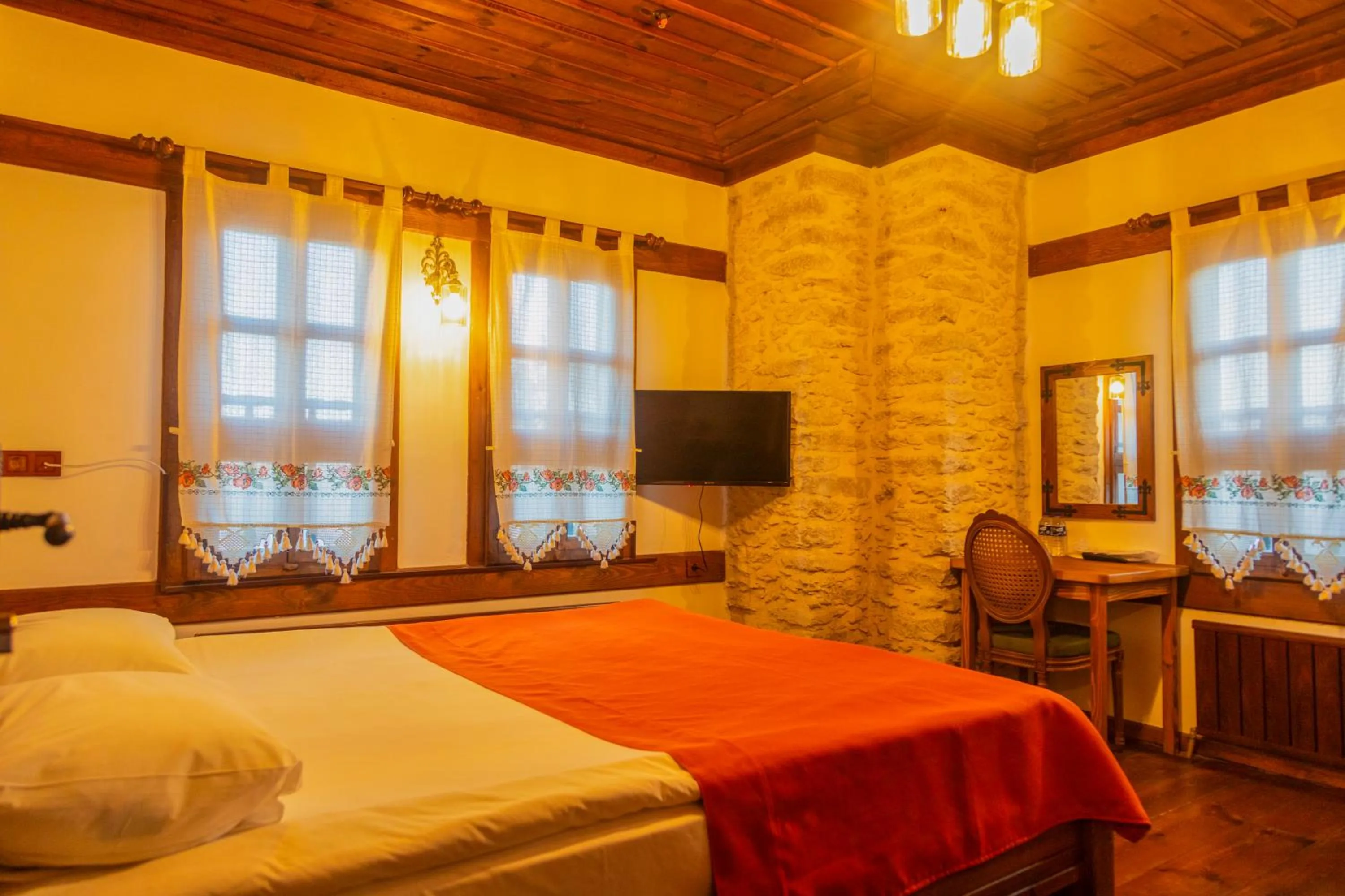 Bed in Saffronia1900 Butik Otel