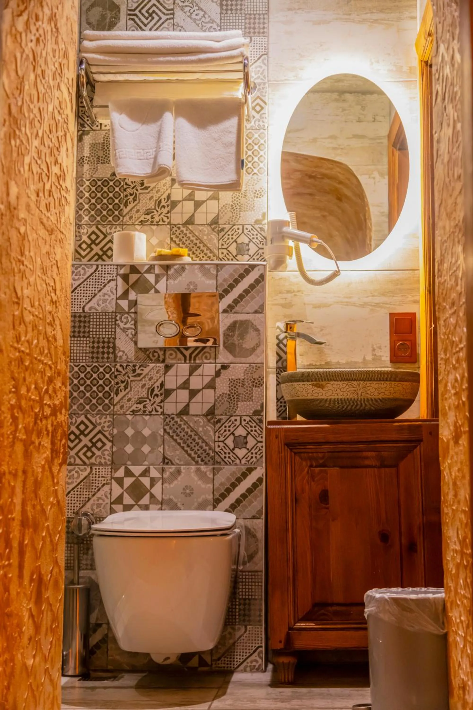 Shower in Saffronia1900 Butik Otel