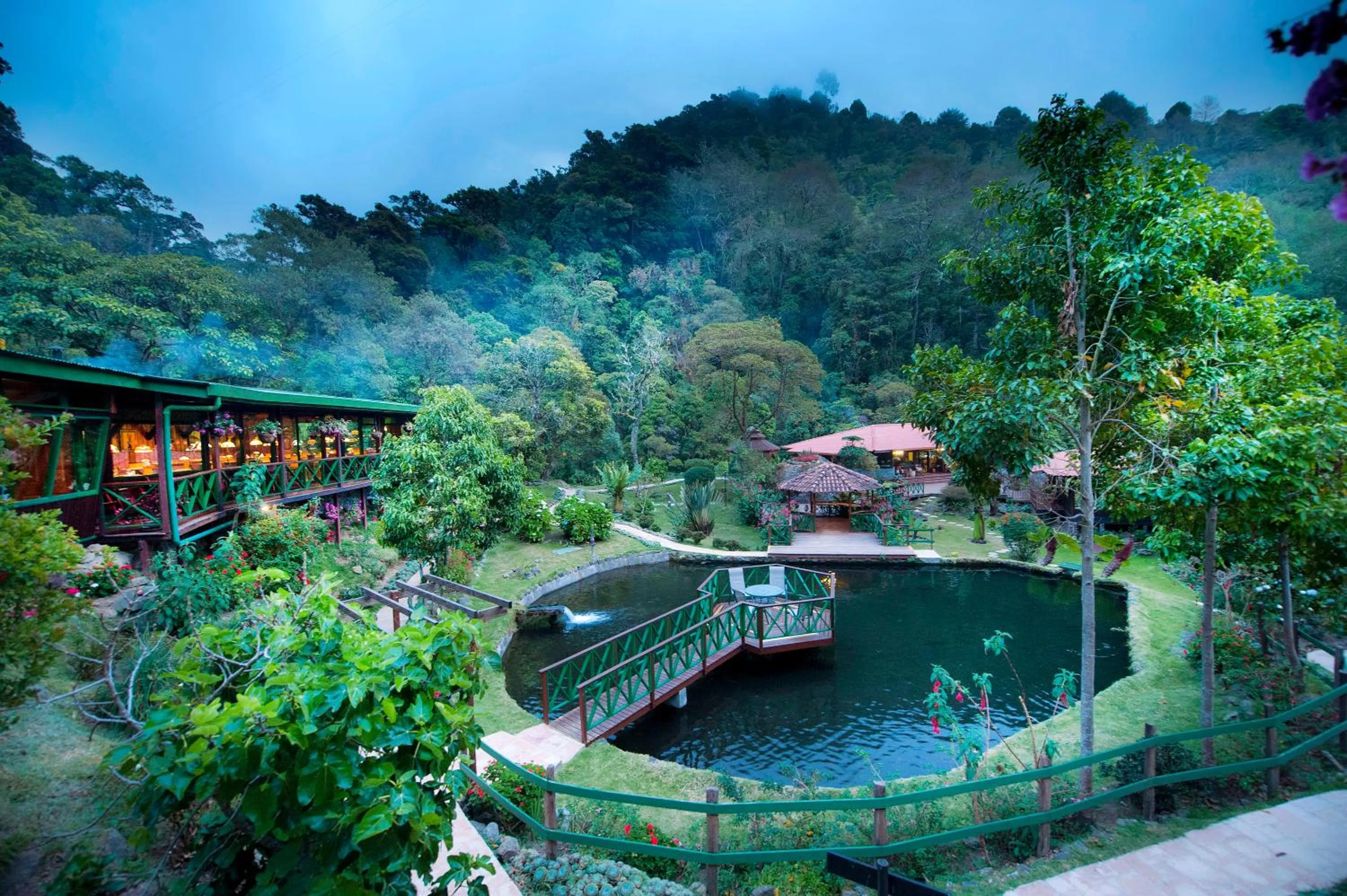 Property building in Trogon Lodge