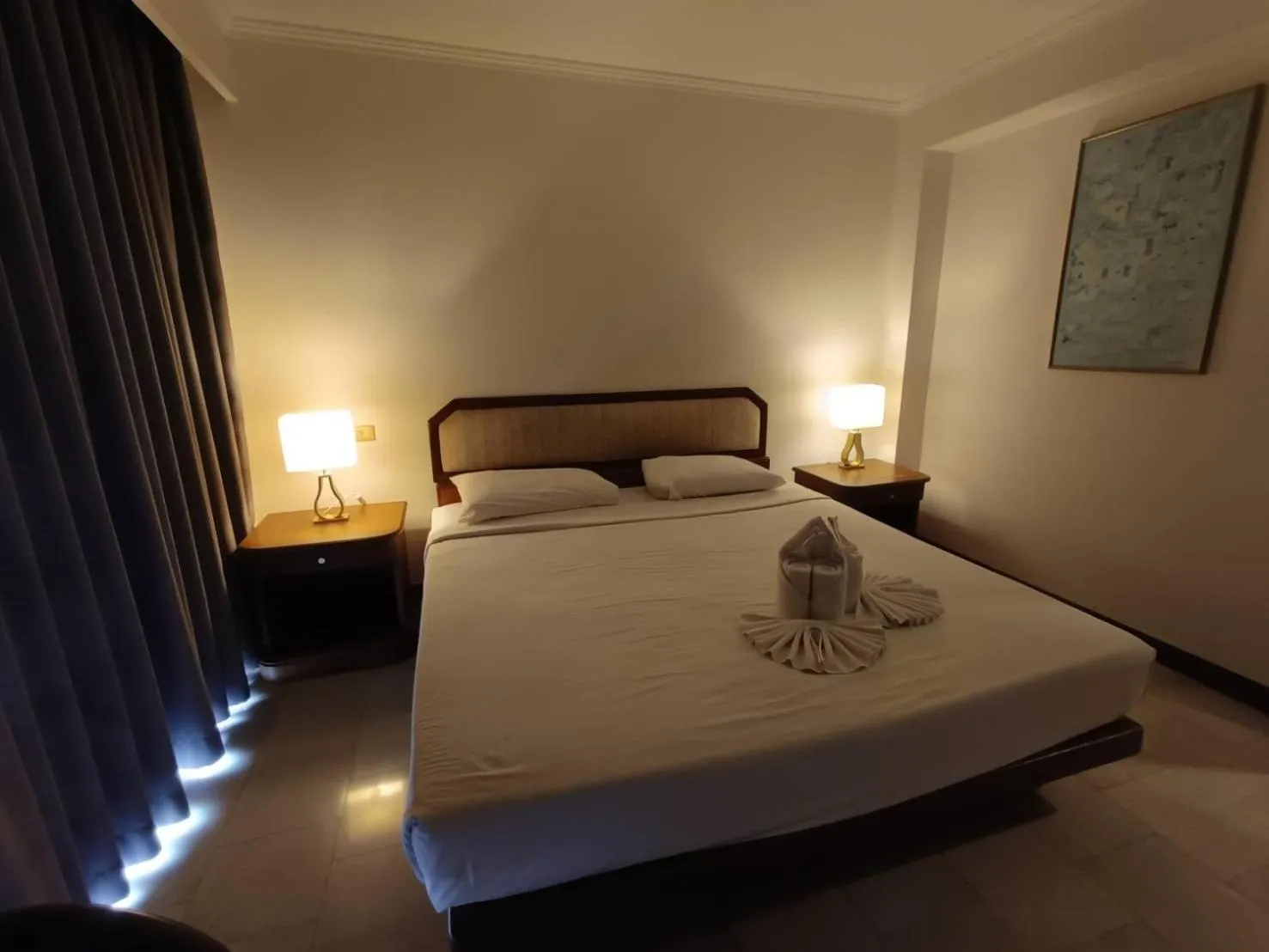 Bedroom, Bed in The Monaco Residence