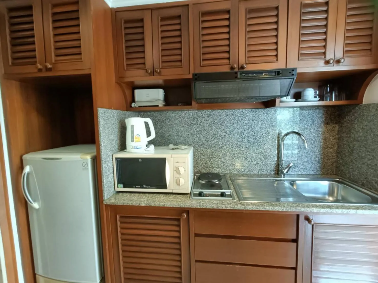 Kitchen or kitchenette in The Monaco Residence