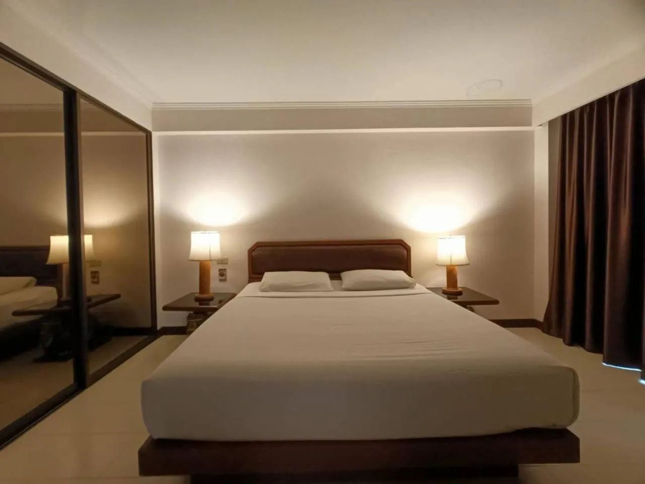 Bed in The Monaco Residence