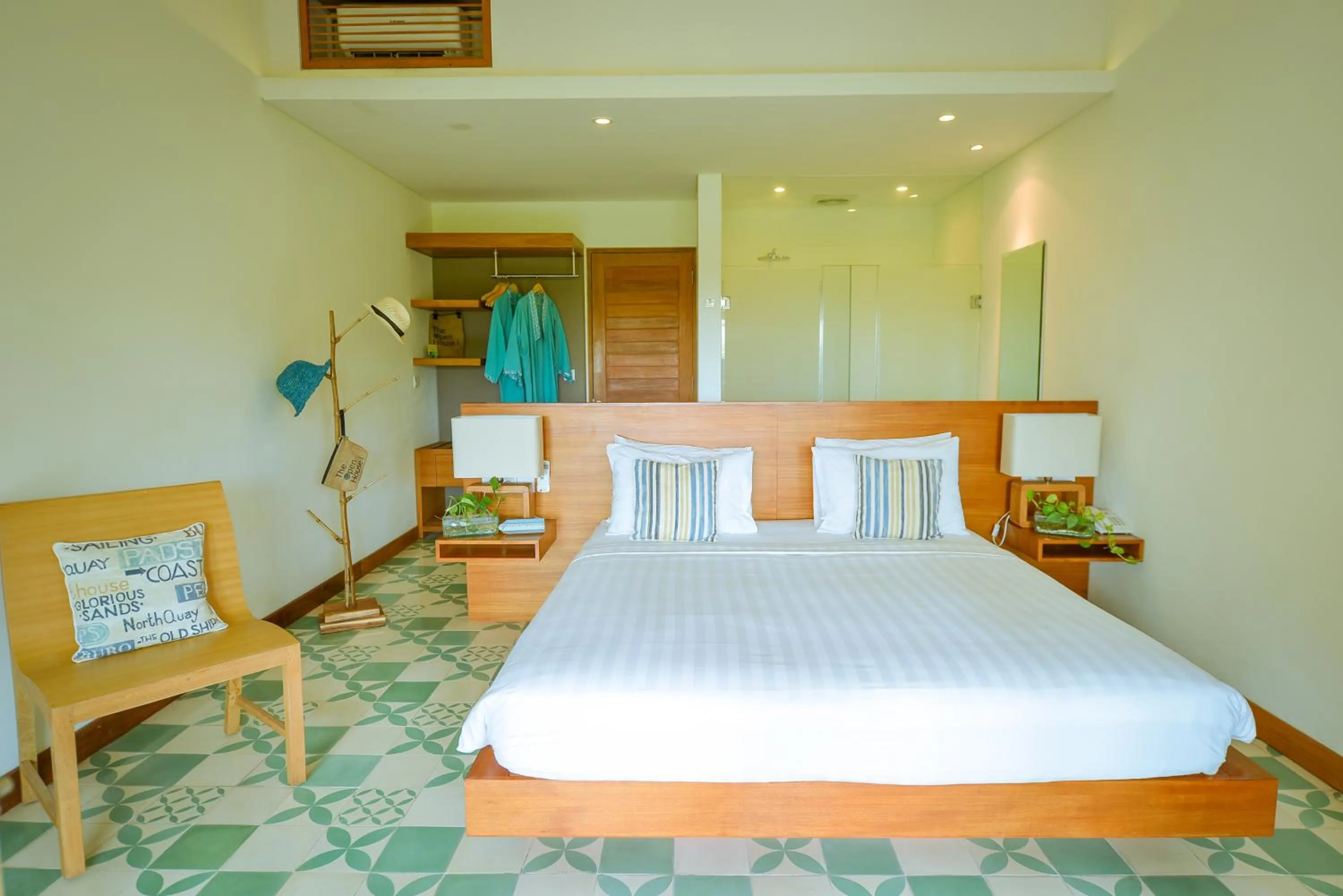 Photo of the whole room, Bed in The Open House Jimbaran Bali