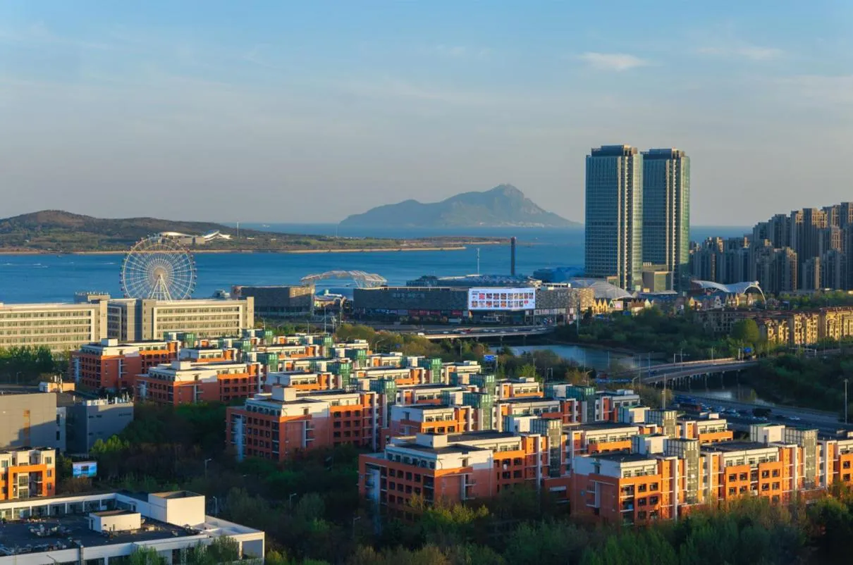 Property building in Kangda Howard Johnson Hotel Qingdao