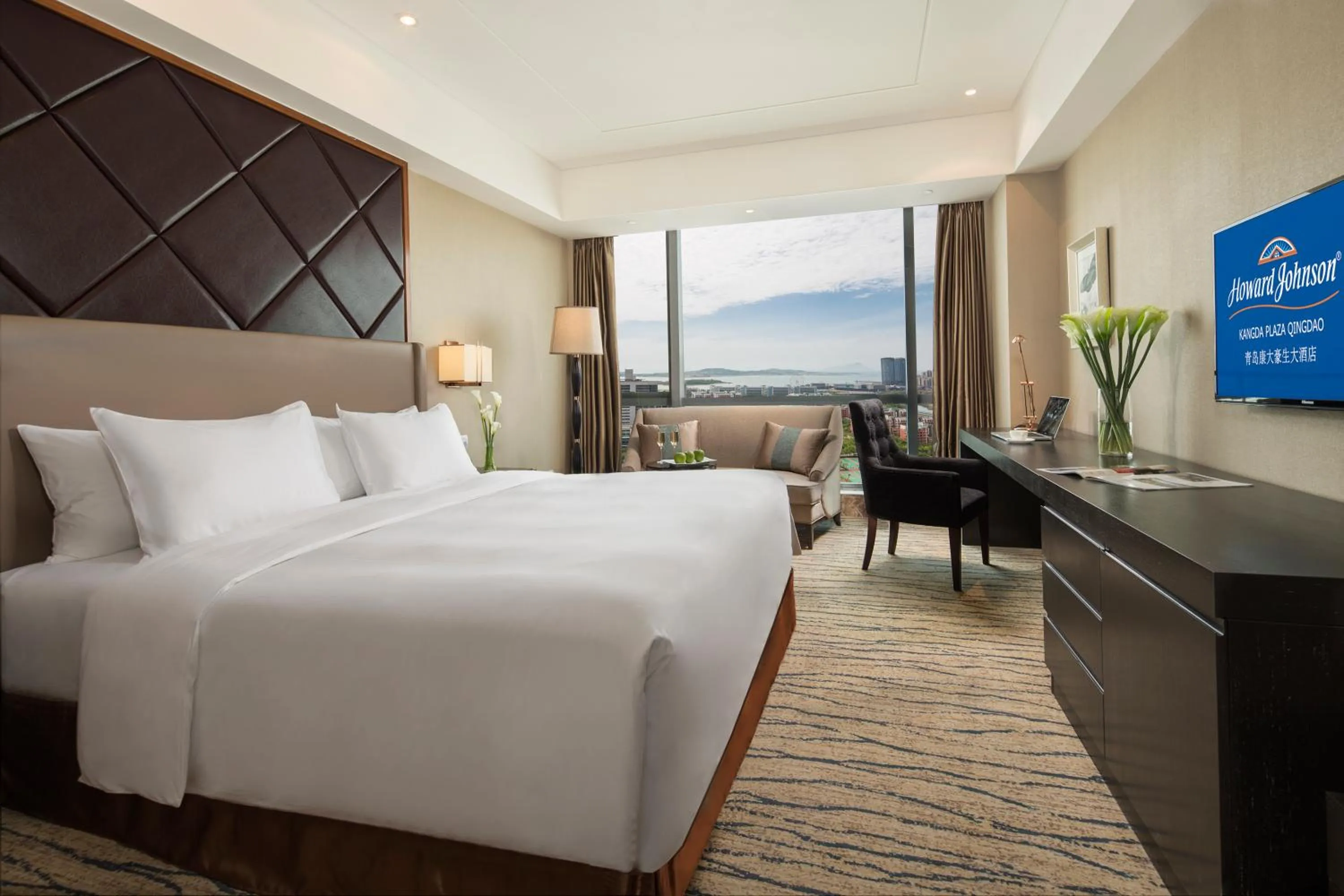 Bedroom in Kangda Howard Johnson Hotel Qingdao