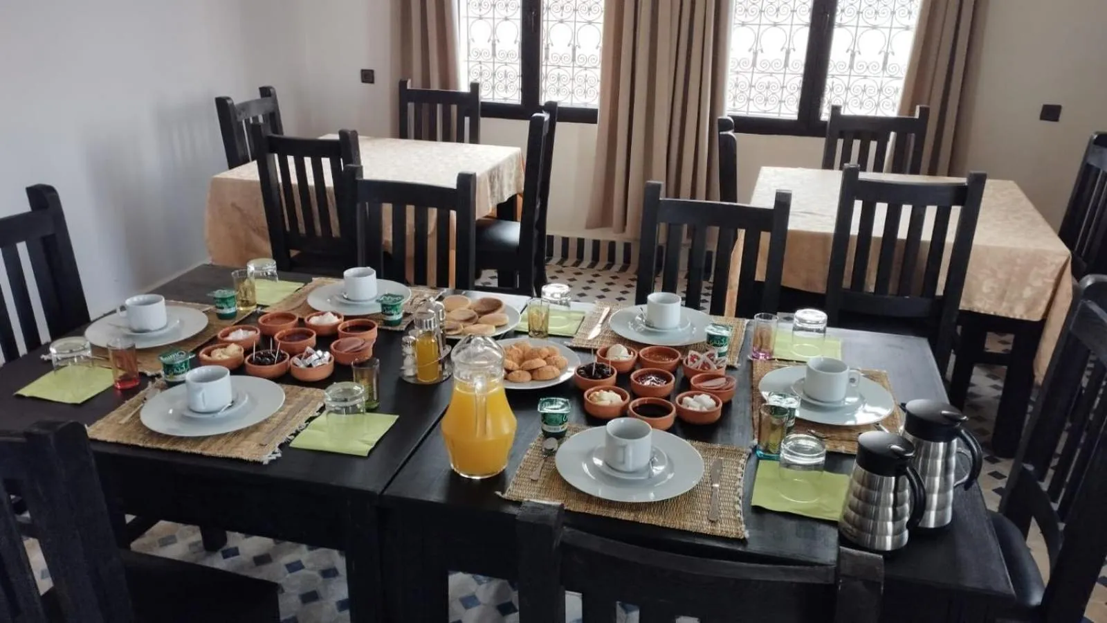 Restaurant/places to eat in Riad La Luna