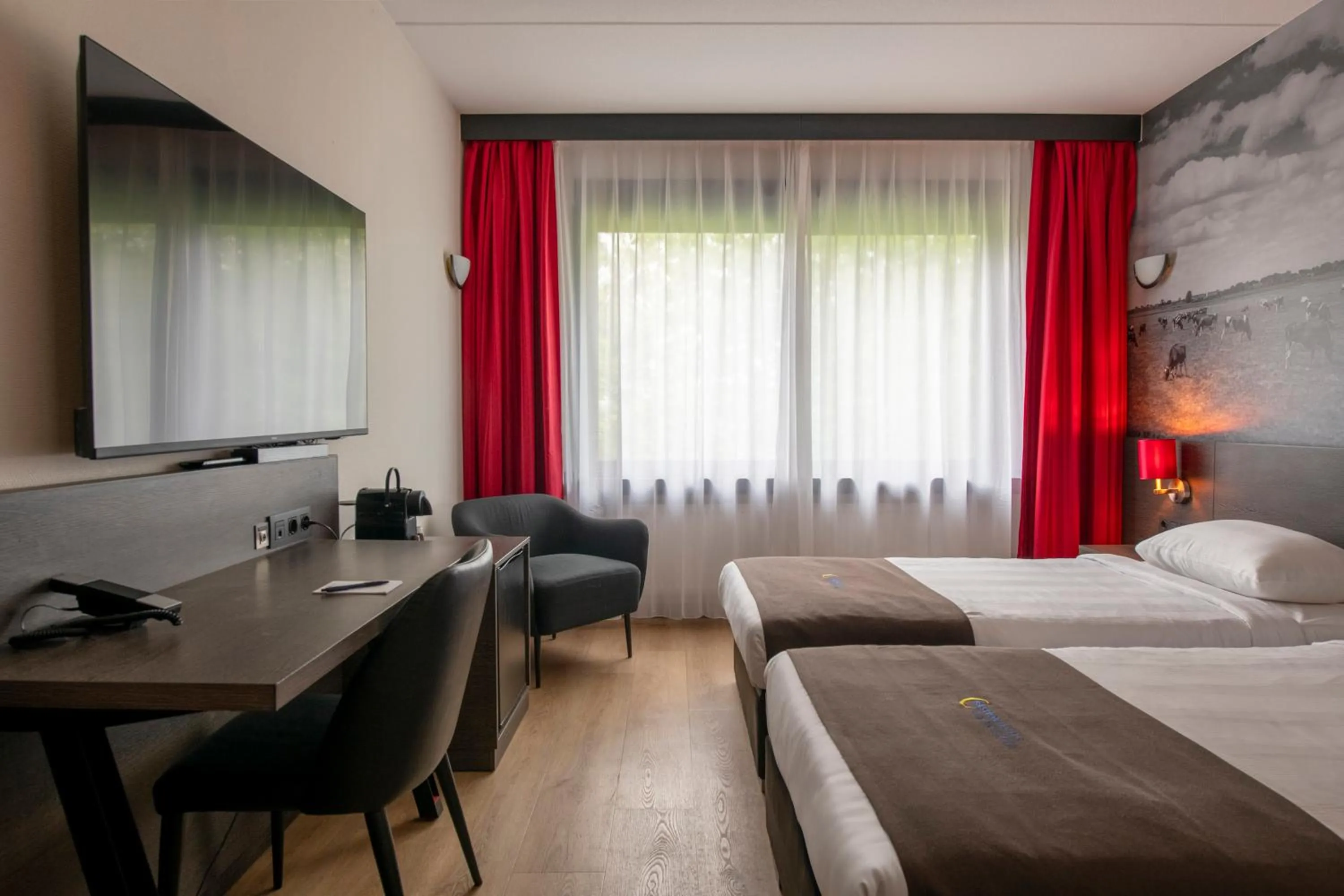 Bedroom, Bed in Bastion Hotel Almere