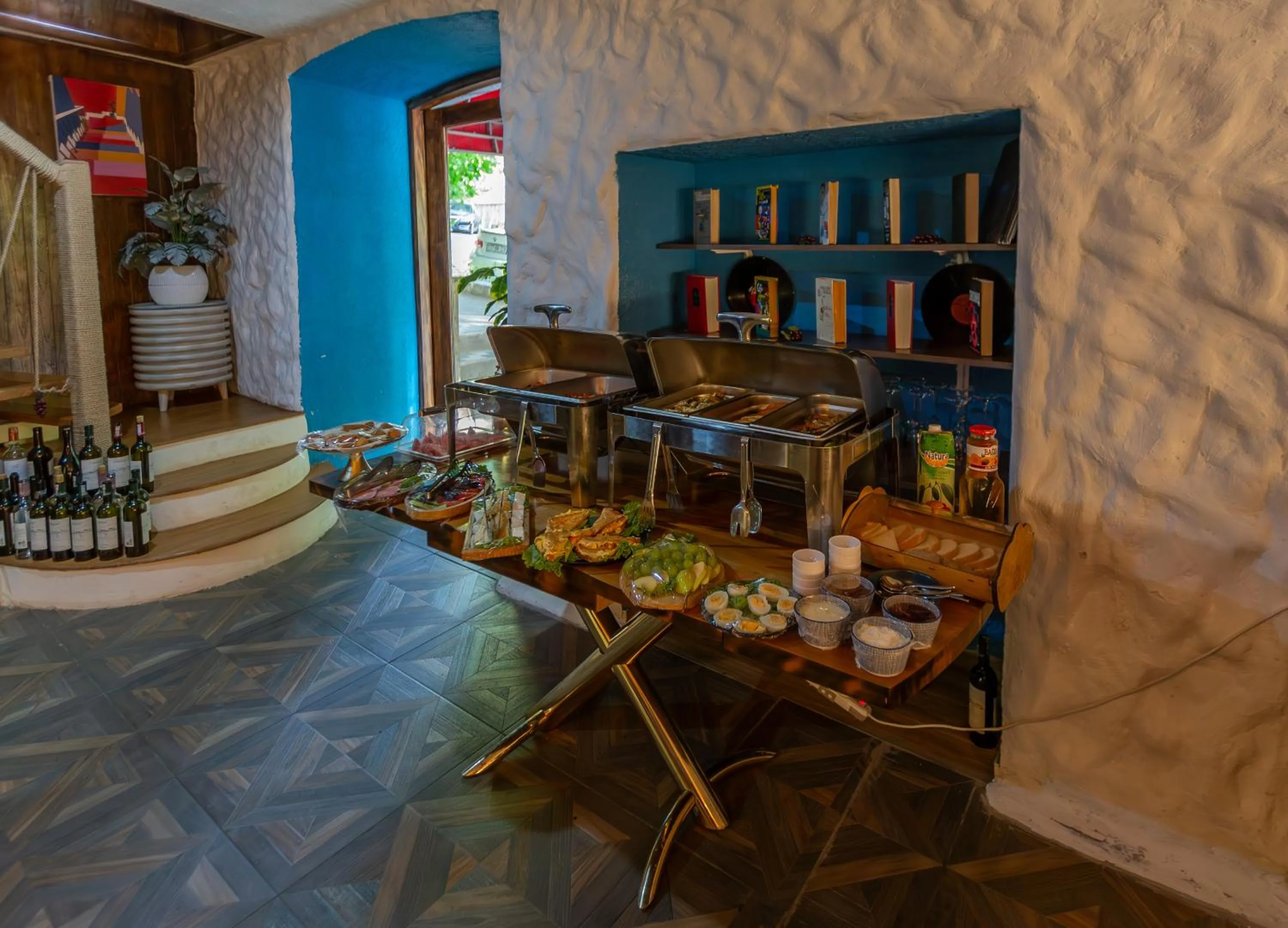 Breakfast in Hillside City Center Hotel