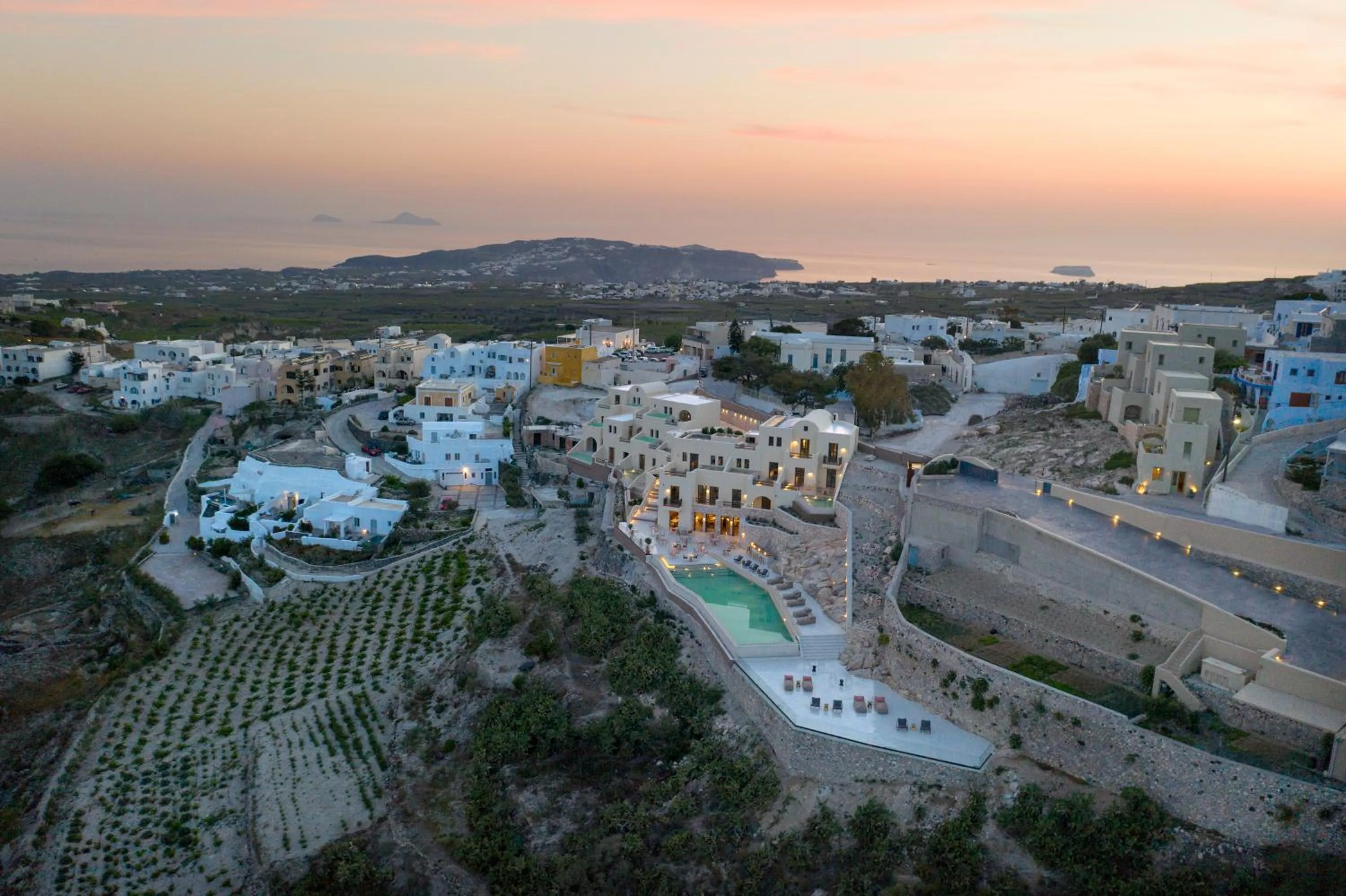 Property building in Elessa Hotel