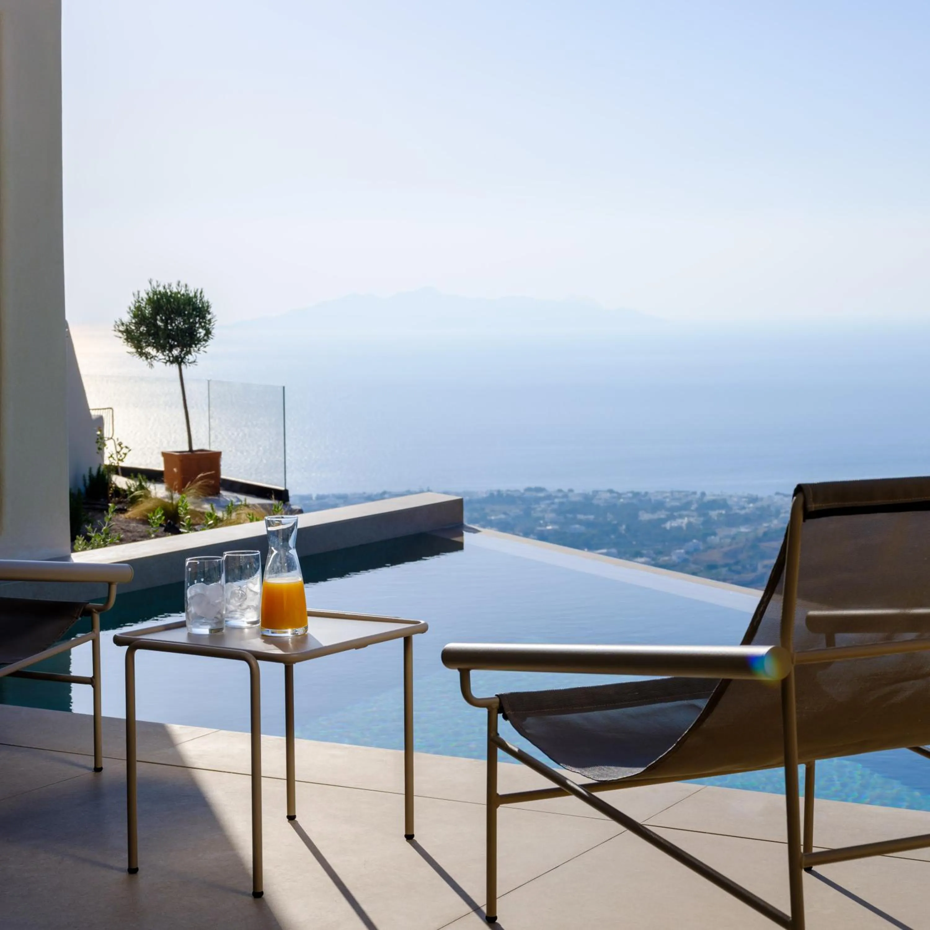 Balcony/Terrace in Elessa Hotel