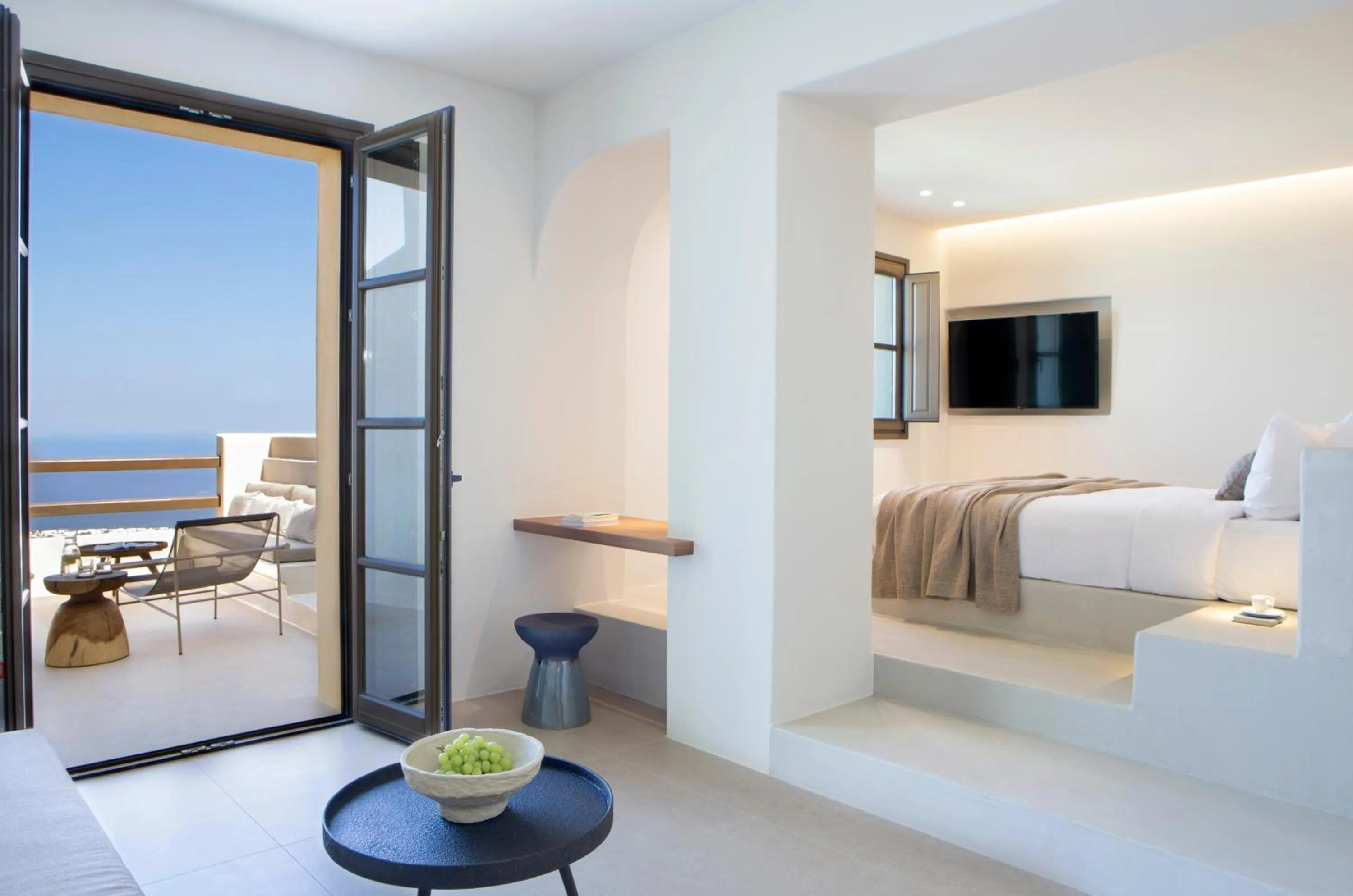 View (from property/room), Bed in Elessa Hotel