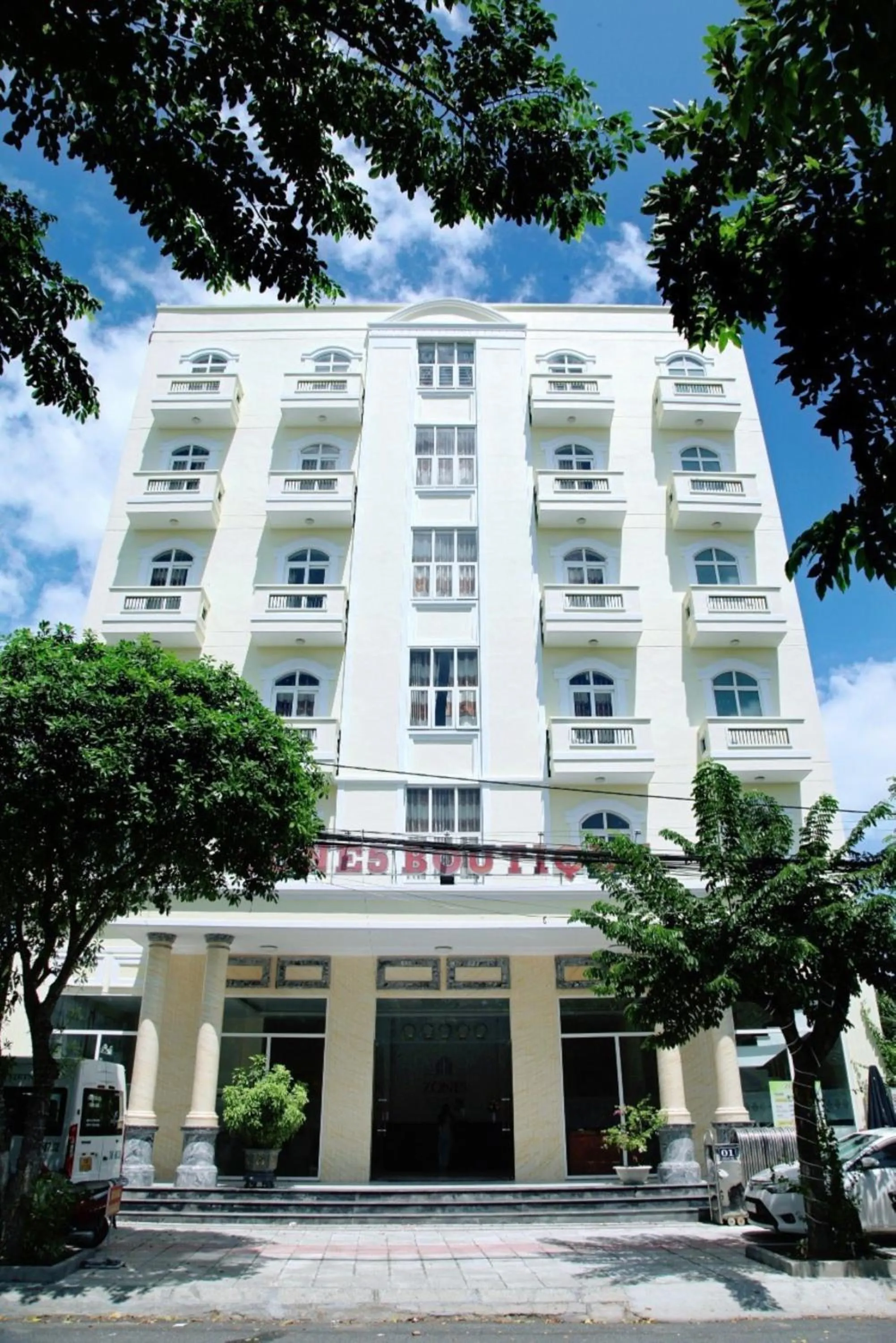 Property building in Zone 5 Boutique Hotel