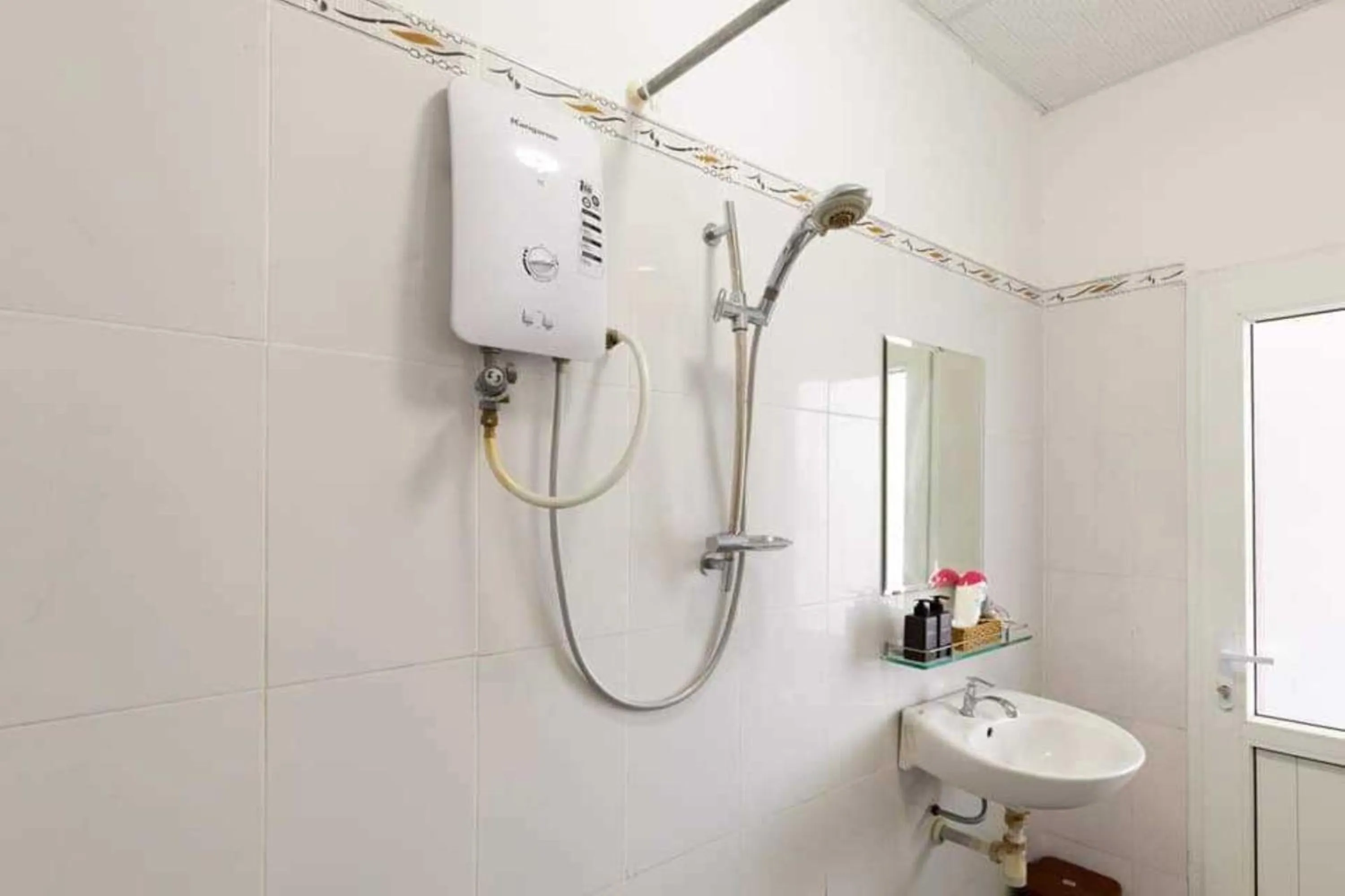 Bathroom in Zone 5 Boutique Hotel