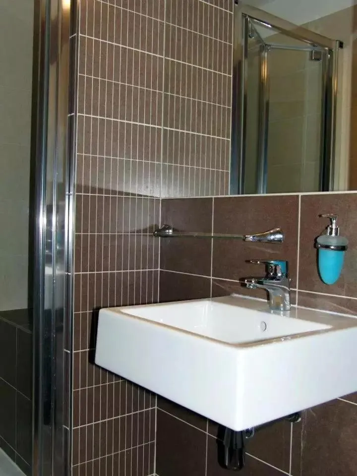 Shower in Rekreačné zariadenie Crocus