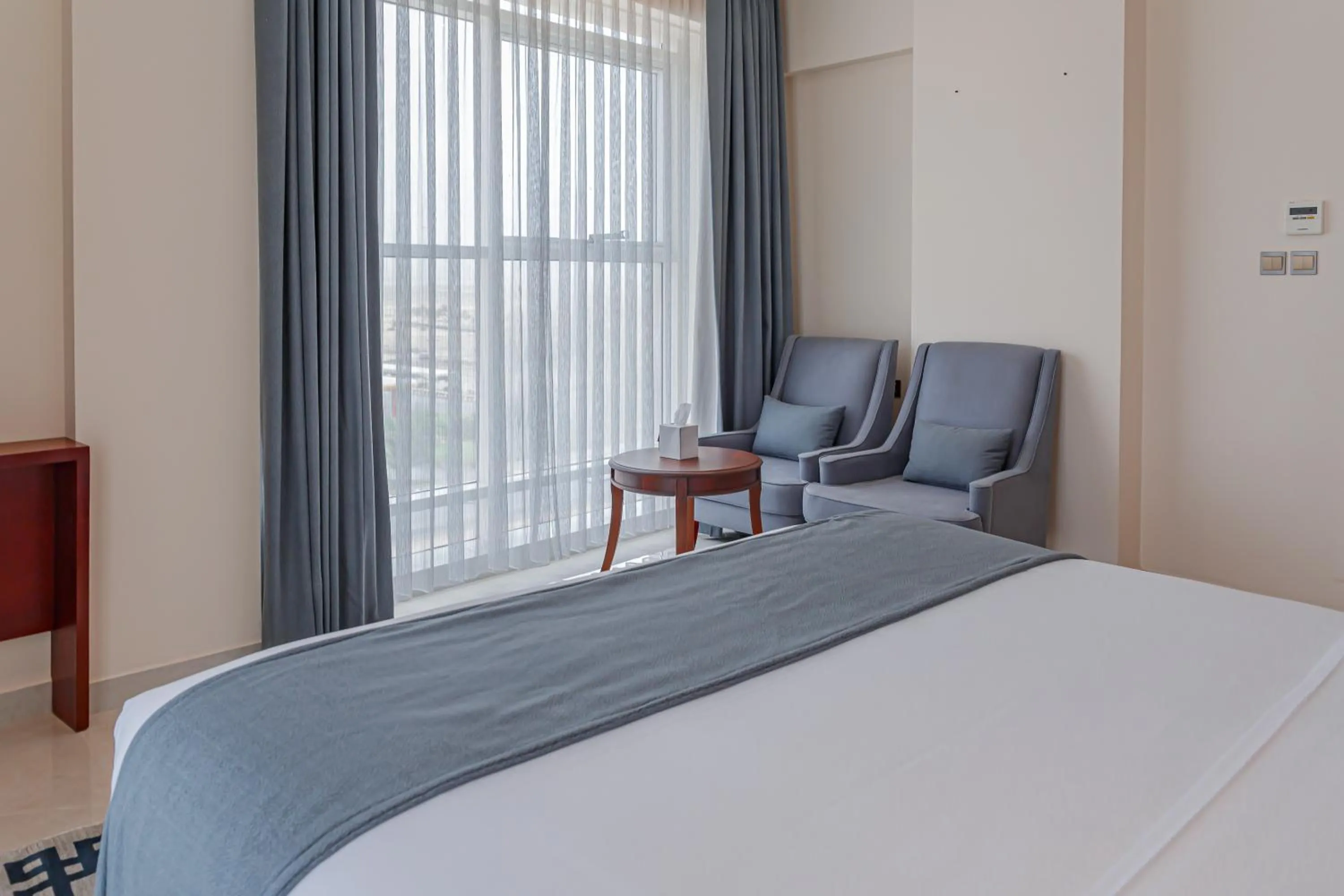 Bed in Salalah International Hotel