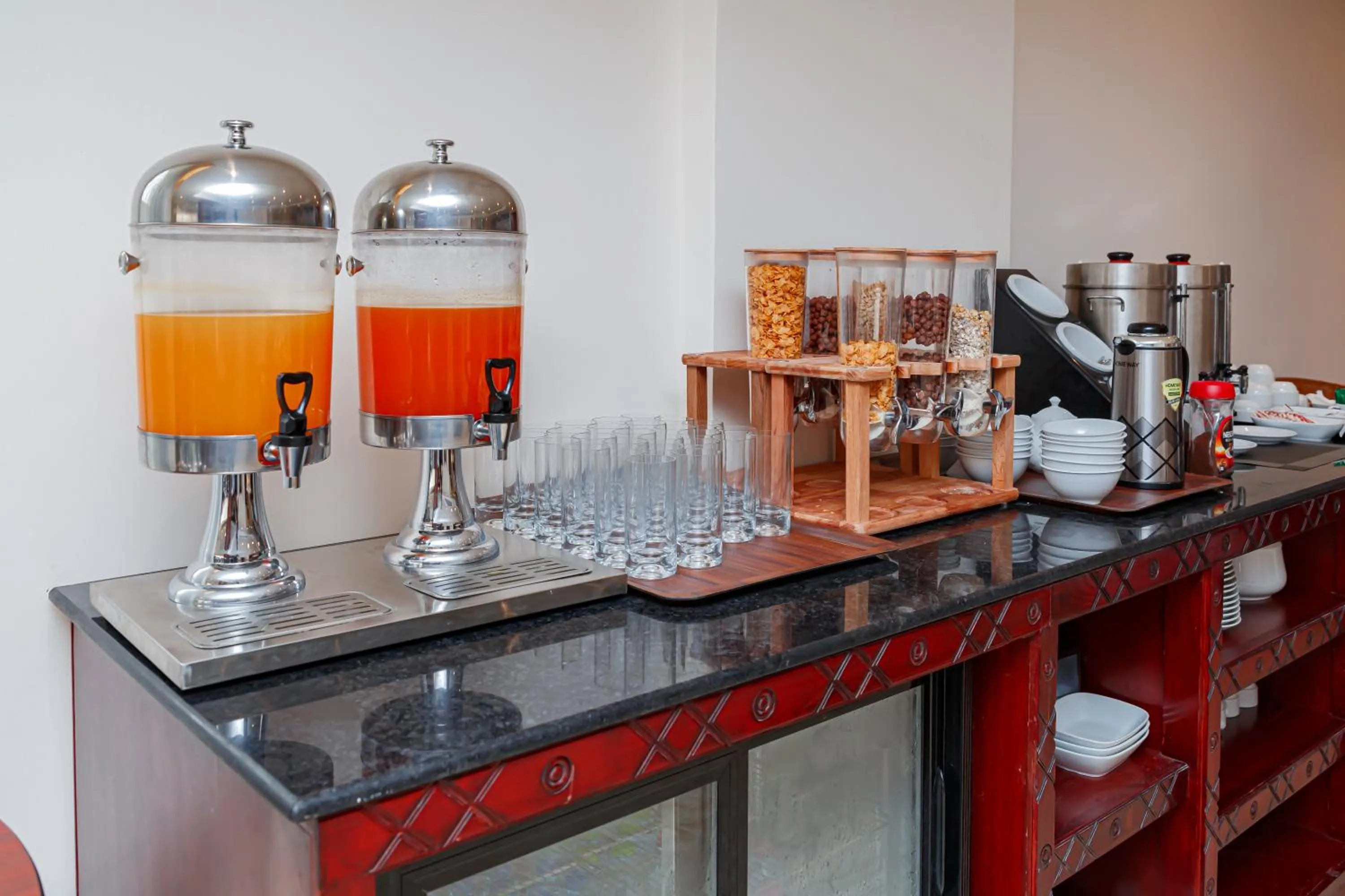 Restaurant/places to eat in Salalah International Hotel