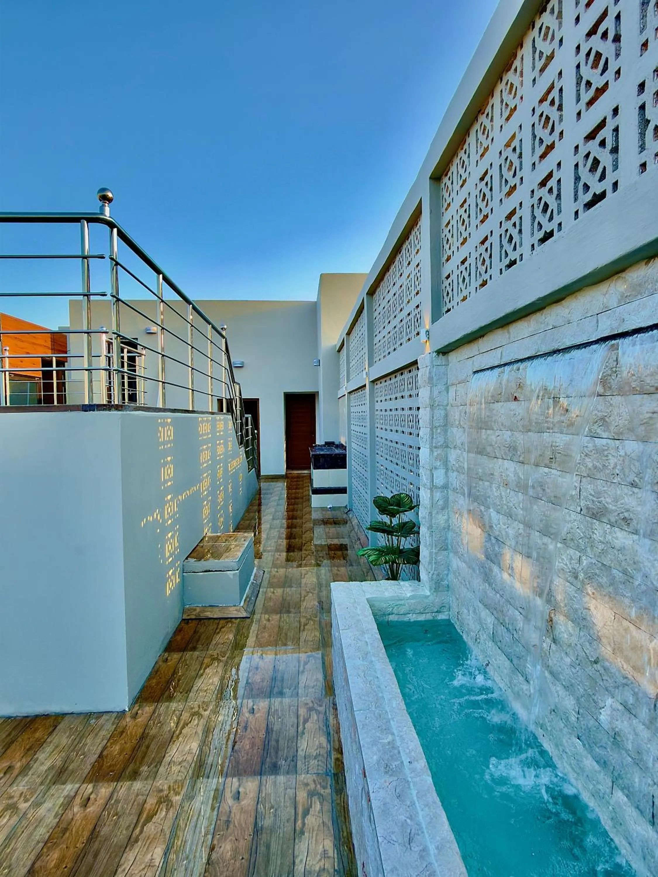 Swimming pool in Salalah International Hotel