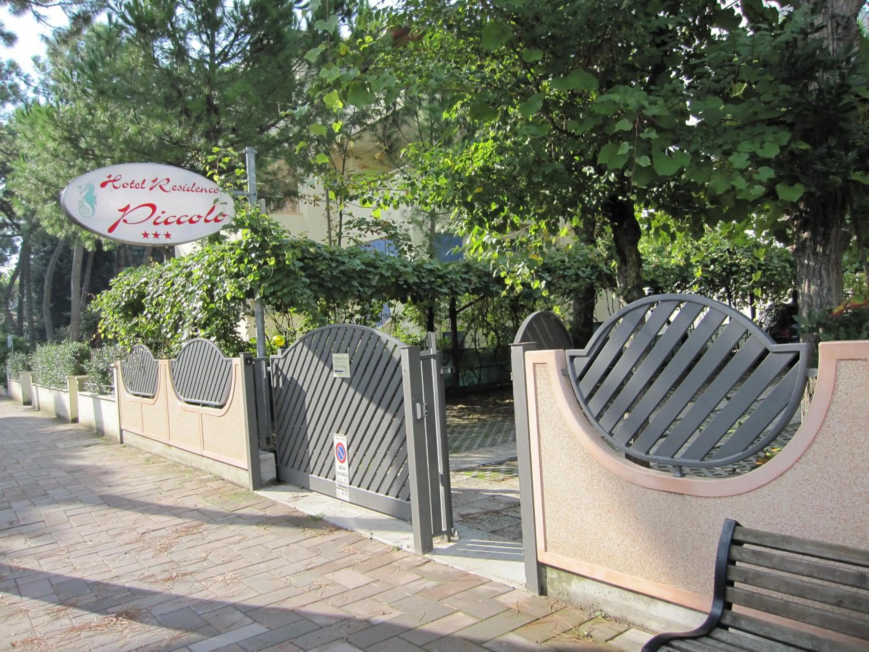 Facade/entrance in Residence Piccolo